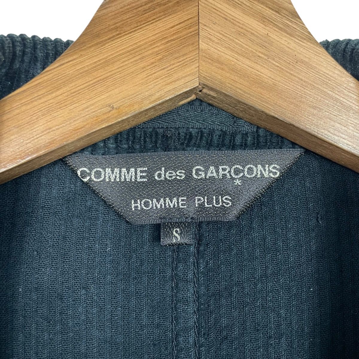 Comme des Garcons Homme Plus Comme Des Garcons Homme Plus Corduroy Jacket Size US S / EU 44-46 / 1 - 15 Thumbnail