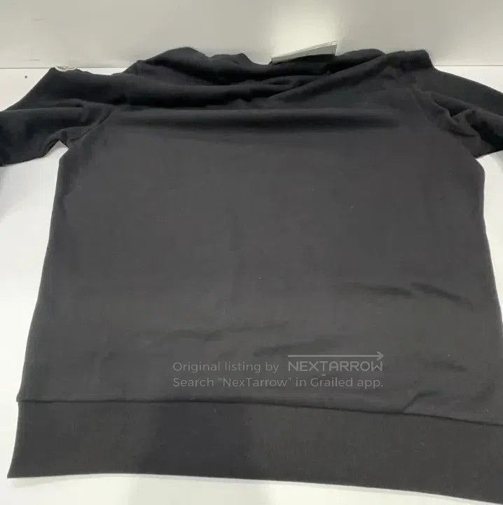 Moncler Moncler SS23 Men's Solid Letter Print Sweatshirt. Size US XL / EU 56 / 4 - 8 Thumbnail