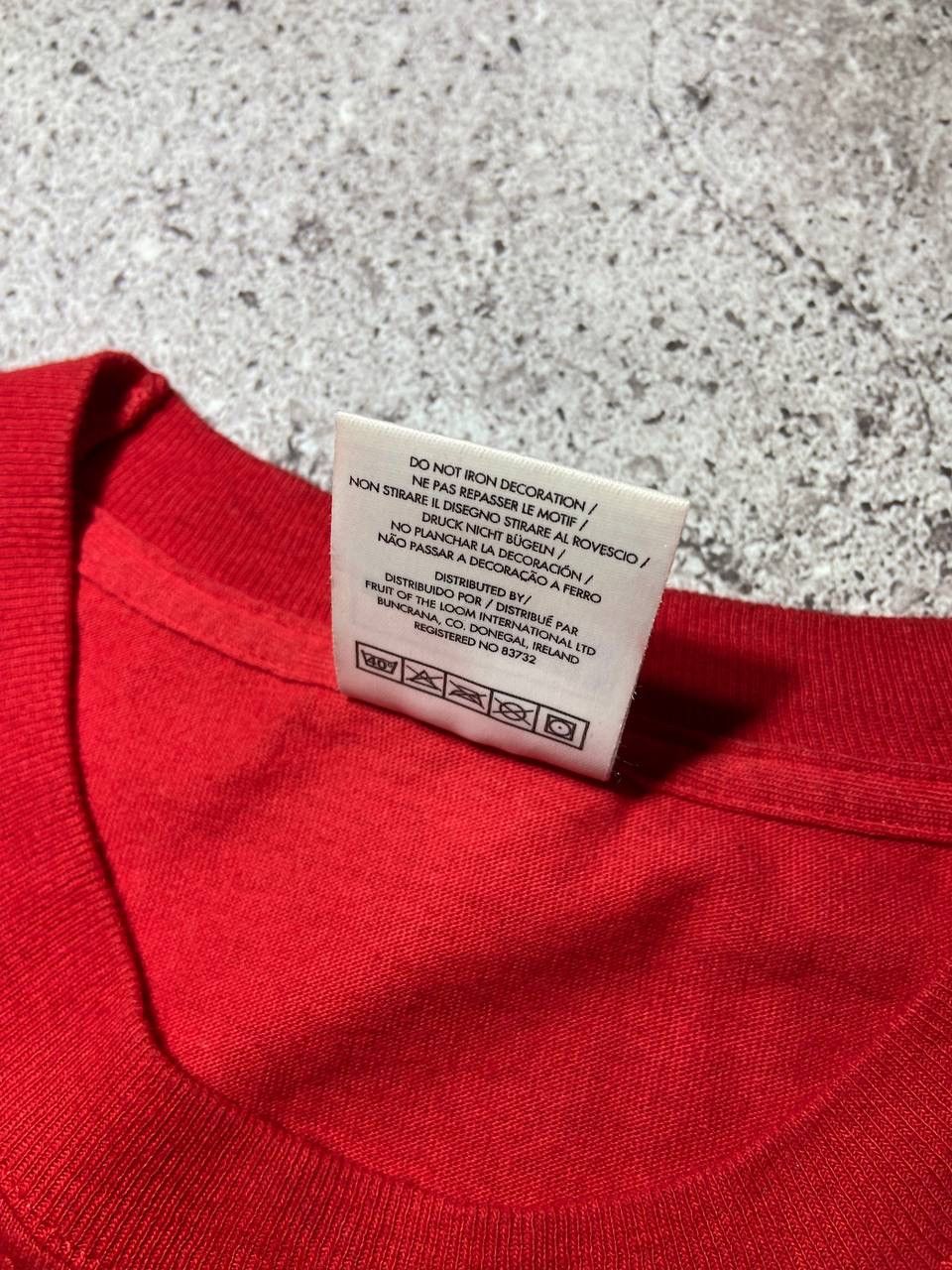Vintage Vintage Rugby World Cup Wales 1999 Red Cotton T-shirt Size US L / EU 52-54 / 3 - 6 Thumbnail
