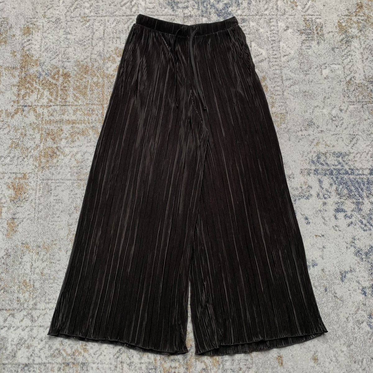 Japanese Brand × Vintage Rare Japanese Brand Issey Style GU Pleats Pants Size US 30 / EU 46 - 1 Thumbnail