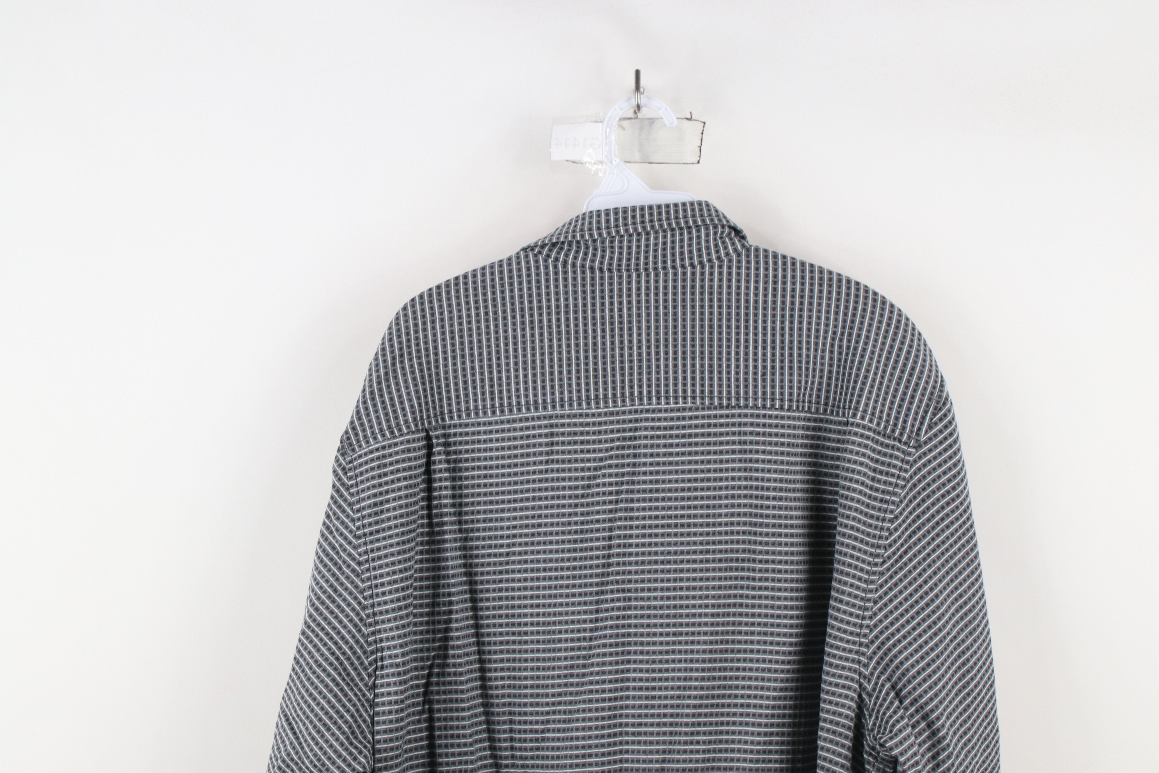 Tommy Bahama × Vintage Vintage Tommy Bahama Geometric Blend Collared Button Shirt Size US XL / EU 56 / 4 - 13 Thumbnail