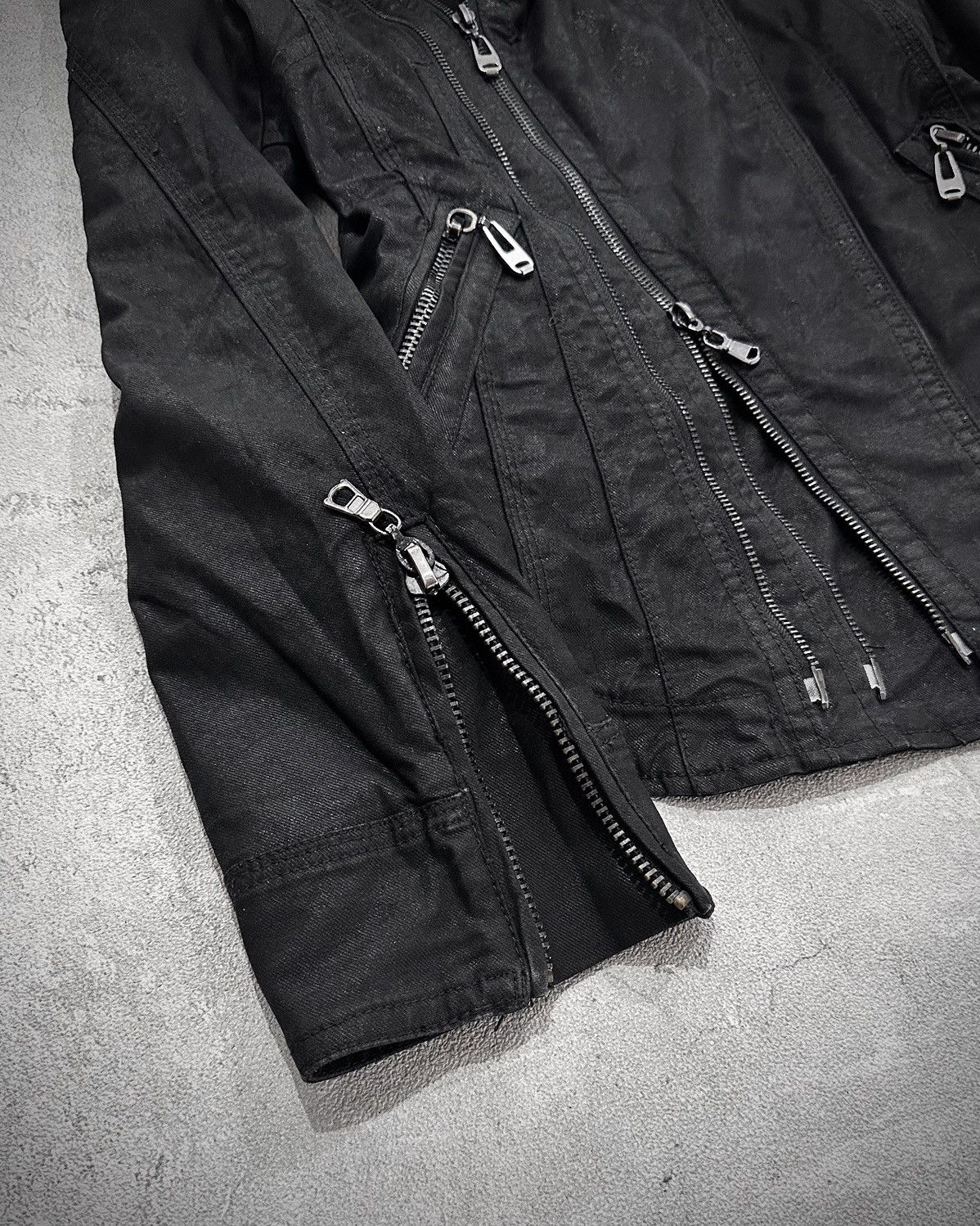 Japanese Brand Luv Maison Bono Waxed Assymetric Jacket Kmrii Style Size US S / EU 44-46 / 1 - 4 Thumbnail
