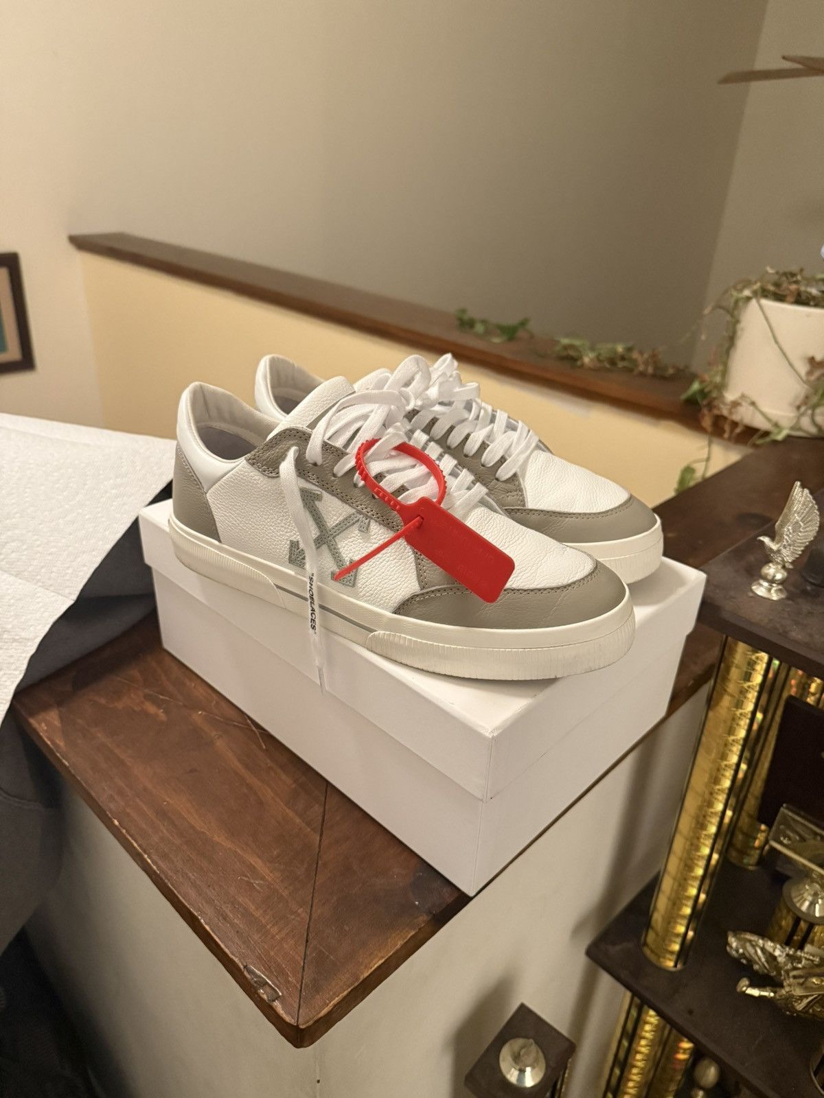 Off-White OFF WHITE - White & Taupe Vulcanized Leather Sneaker Size US 11 / EU 44 - 3 Thumbnail