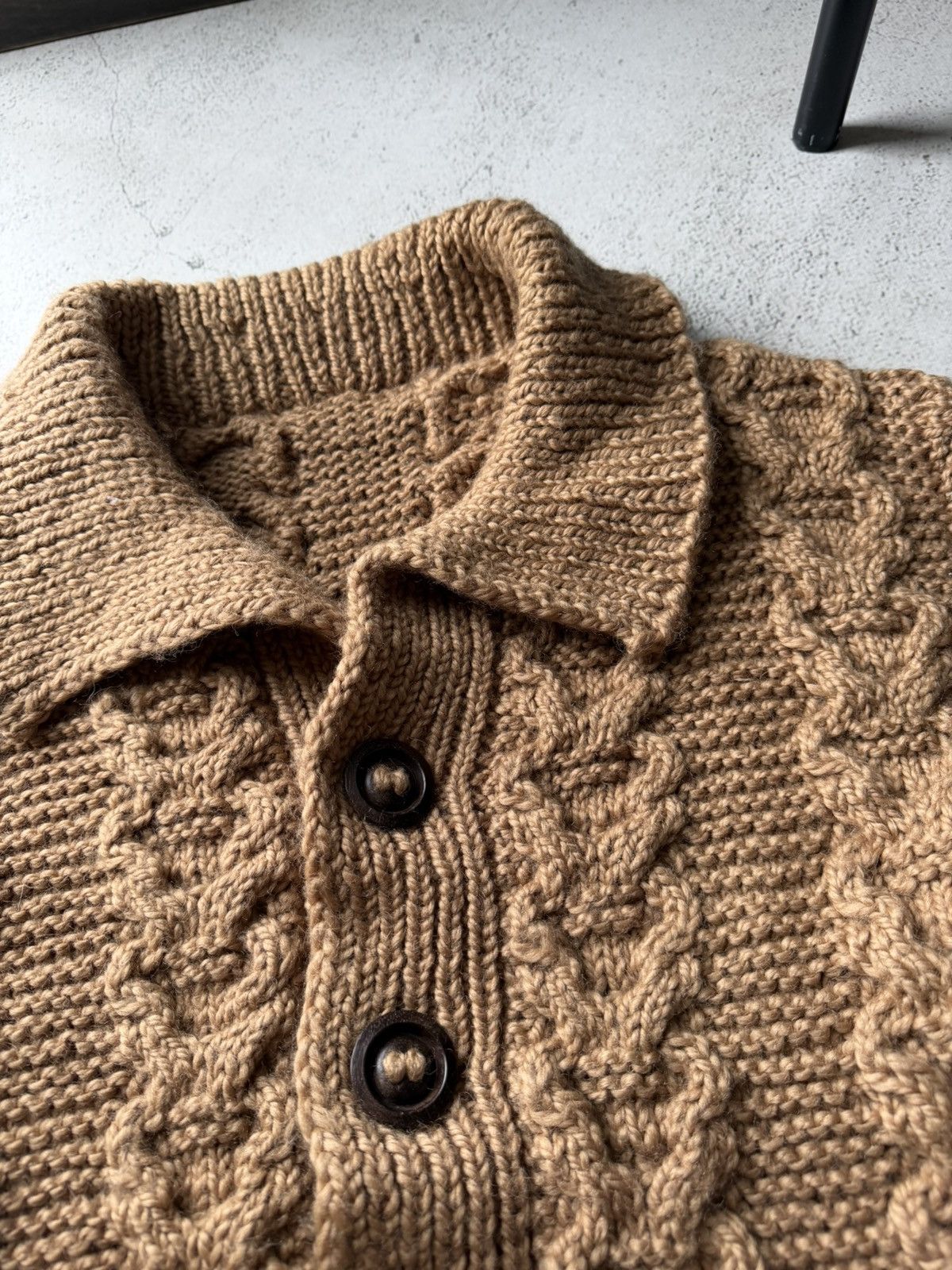 Handmade Hand Made Vintage Brown Button Heavy Sweater Cardigan Size US L / EU 52-54 / 3 - 10 Thumbnail