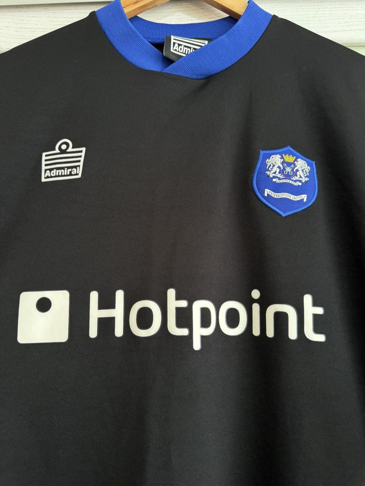 Vintage Vintage Peterborough United 2004-2005 Away Soccer Jersey Kit Size US XL / EU 56 / 4 - 7 Thumbnail
