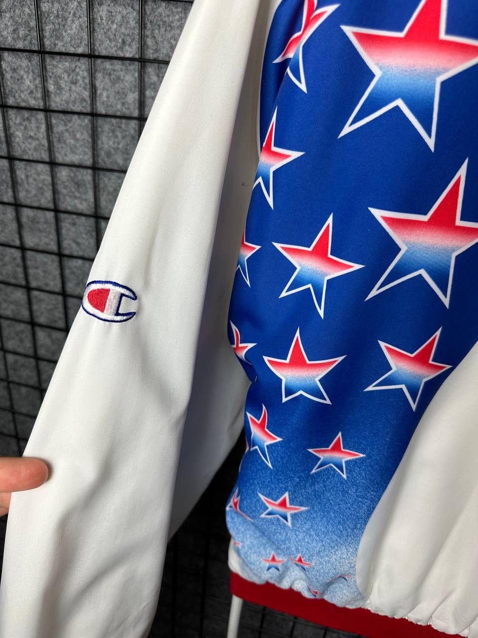 Champion Vintage 90s Champion NBA Philadelphia 76ers Stars Jacket Size US XL / EU 56 / 4 - 4 Thumbnail