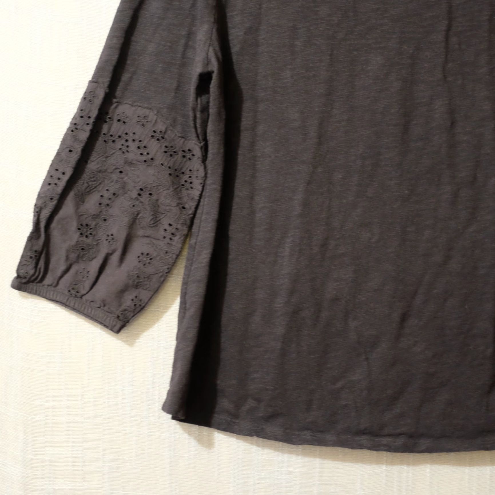 Croft & Barrow Croft & Barrow 3/4 Sleeve Top Black Cotton/Poly Womens M Shirt Adult Medium Black Classic Knit Embroidered Lace Casual Size M / US 6-8 / IT 42-44 - 7 Thumbnail