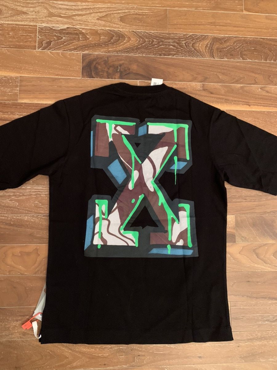 Image of Off White Off-White Neon Arrow Skate T-Shirt Xs in Black, Men's