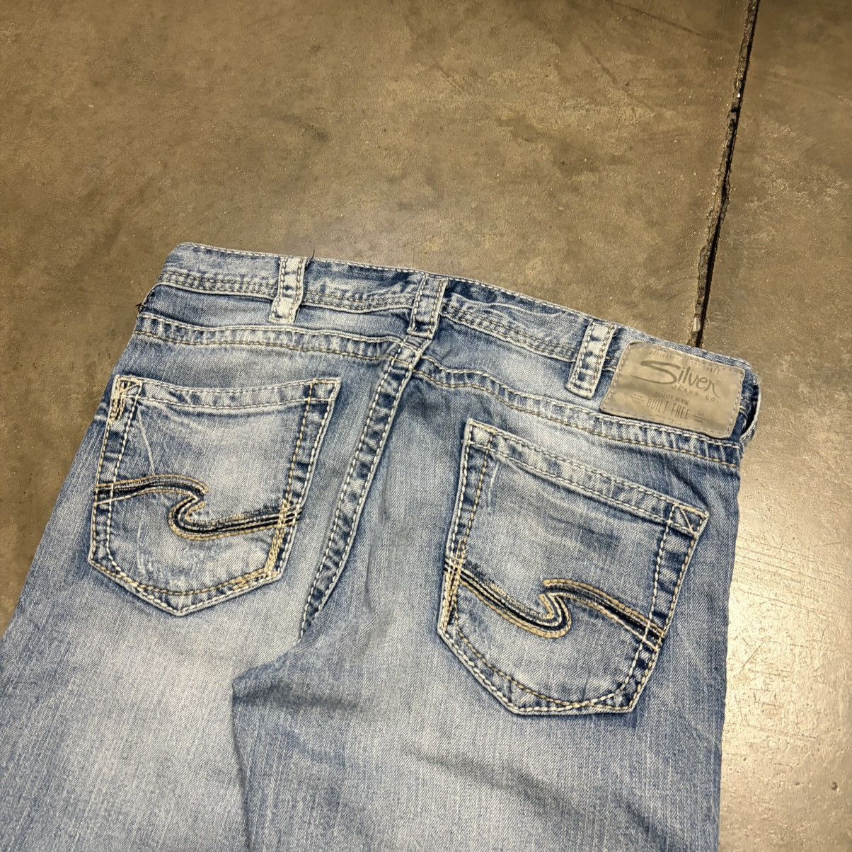 Silver Jeans Co. Vintage Silver Jeans Low Rise Boot Cut Denim Distressed Y2K Size US 32 / EU 48 - 10 Thumbnail