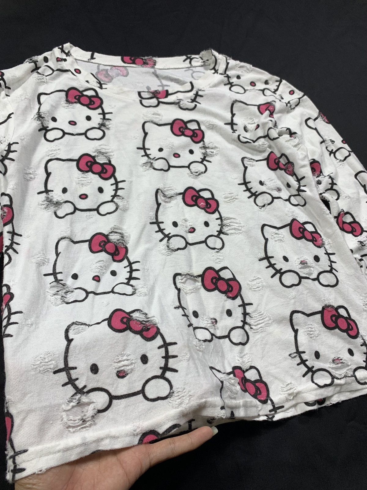 Hysteric Glamour UNDEFINED DISTRESSED HELLO KITTY JAPANESE STYLE LONG SLEEVE Size US S / EU 44-46 / 1 - 5 Thumbnail