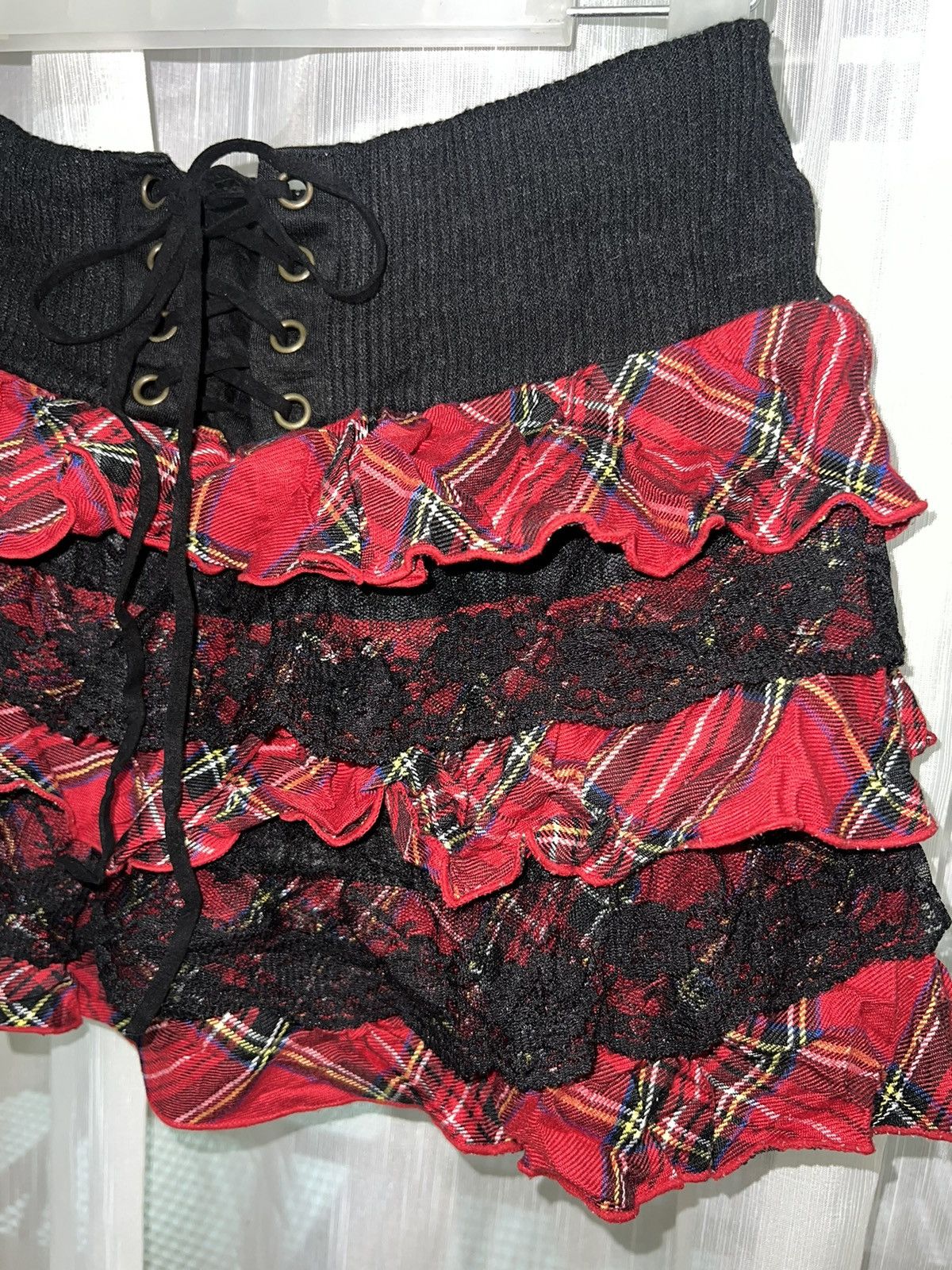 Japanese Brand Red Tartan iconic mini skirt 🥀🧛🏻‍♀️ Size 27" / US 4 / IT 40 - 3 Thumbnail