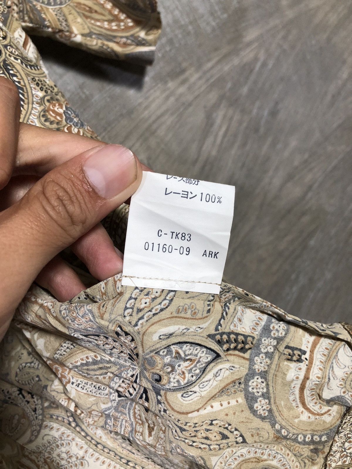 Burberry Vintage Burberrys Button Up Batik Pattern Size M / US 6-8 / IT 42-44 - 8 Thumbnail