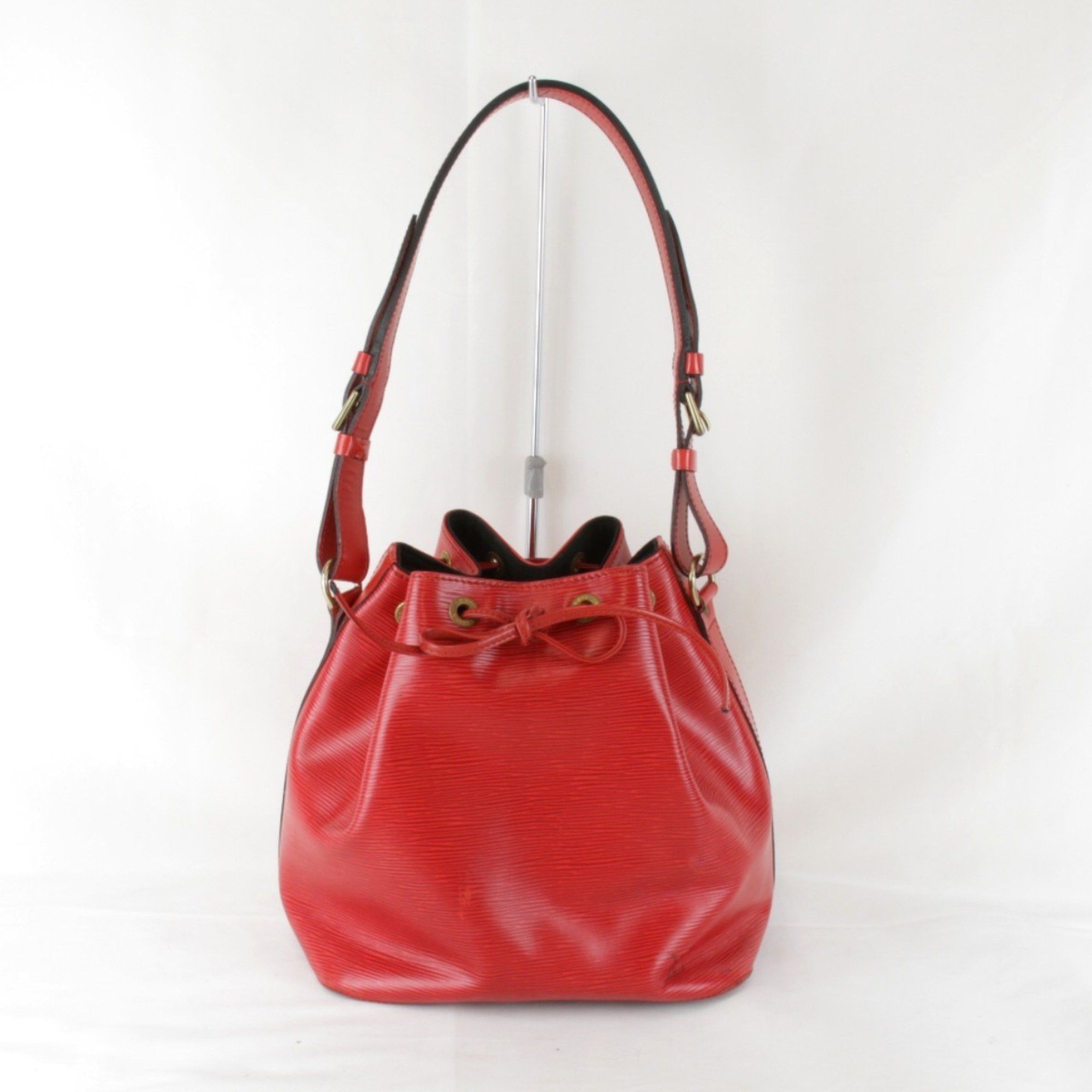 Louis Vuitton Petit Noe M44107 Shoulder Bag Epi Leather Red Women's