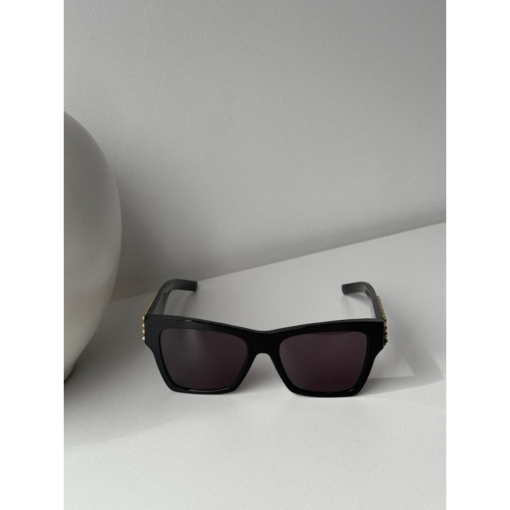 Givenchy NEW Givenchy GV40076I Cat Eye Black Crystal Sunglasses $700 Size ONE SIZE - 6 Thumbnail