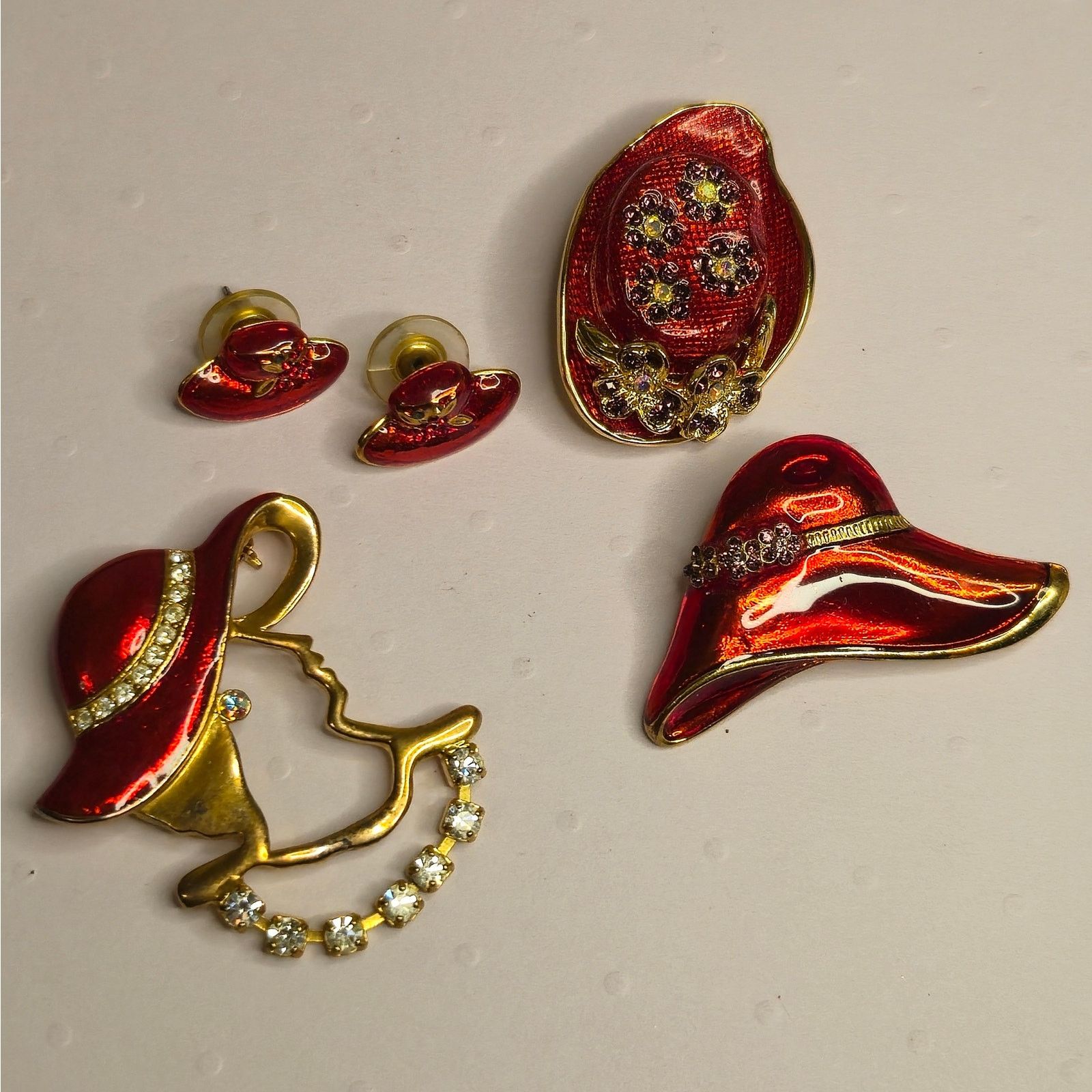 Vintage Vintage Red Hat Society Jewelry Lot - Brooches & Earrings Size ONE SIZE - 1 Thumbnail