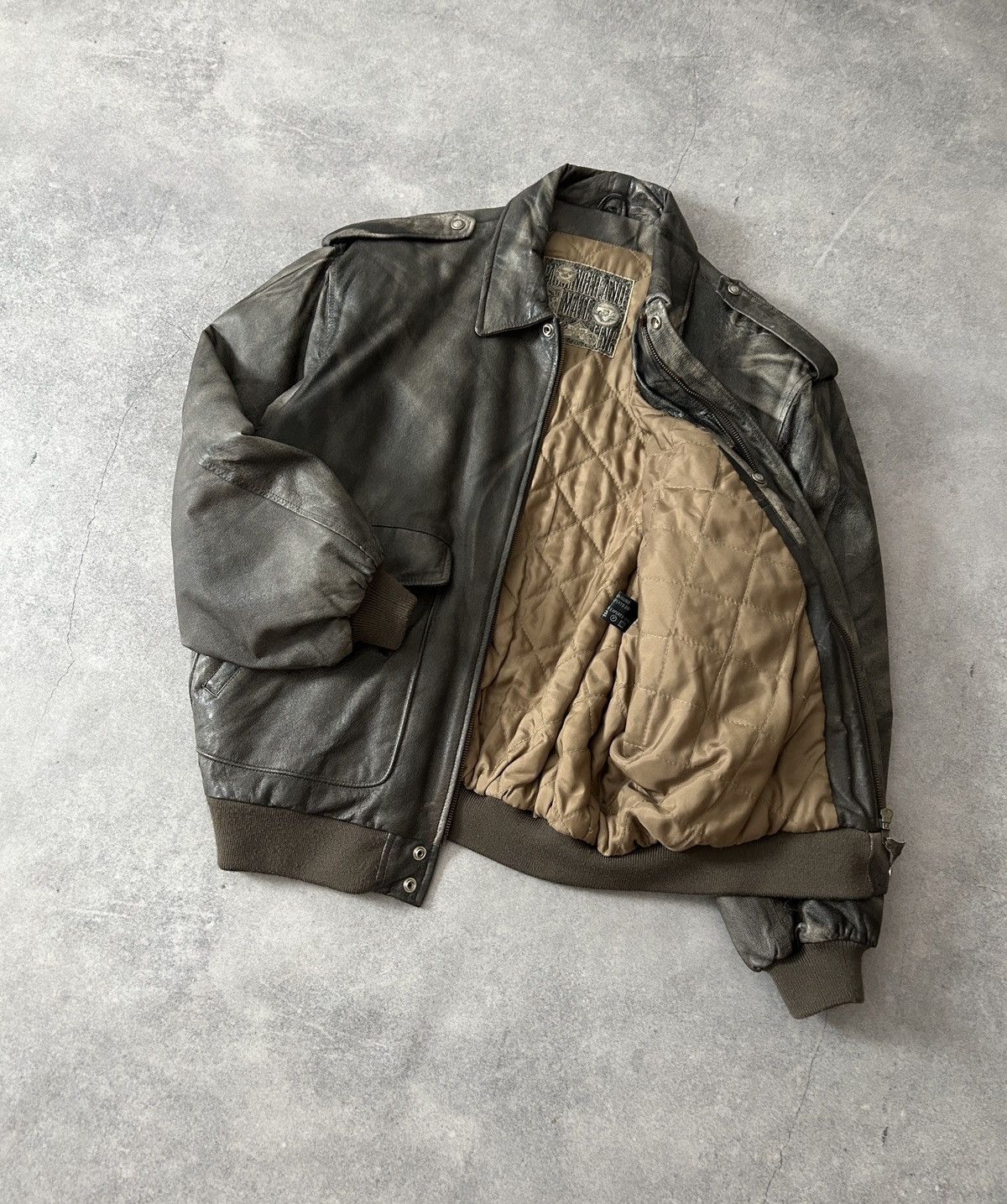 Genuine Leather Vintage AirForce Leather fly jacket mens Size US L / EU 52-54 / 3 - 2 Thumbnail