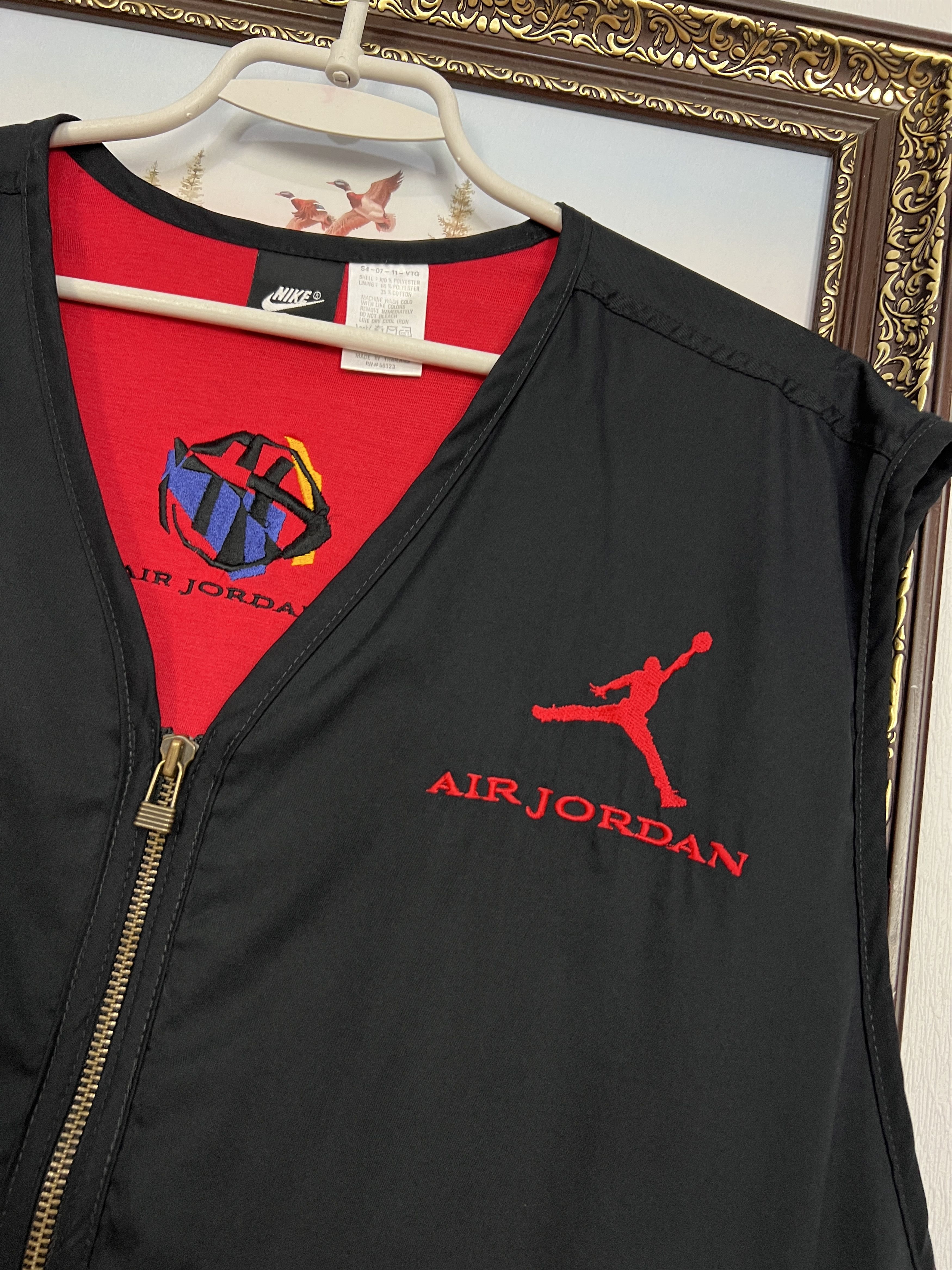 Nike Vintage 90's Nike Air Jordan Vest Body Warmer Gilet Size US M / EU 48-50 / 2 - 3 Thumbnail