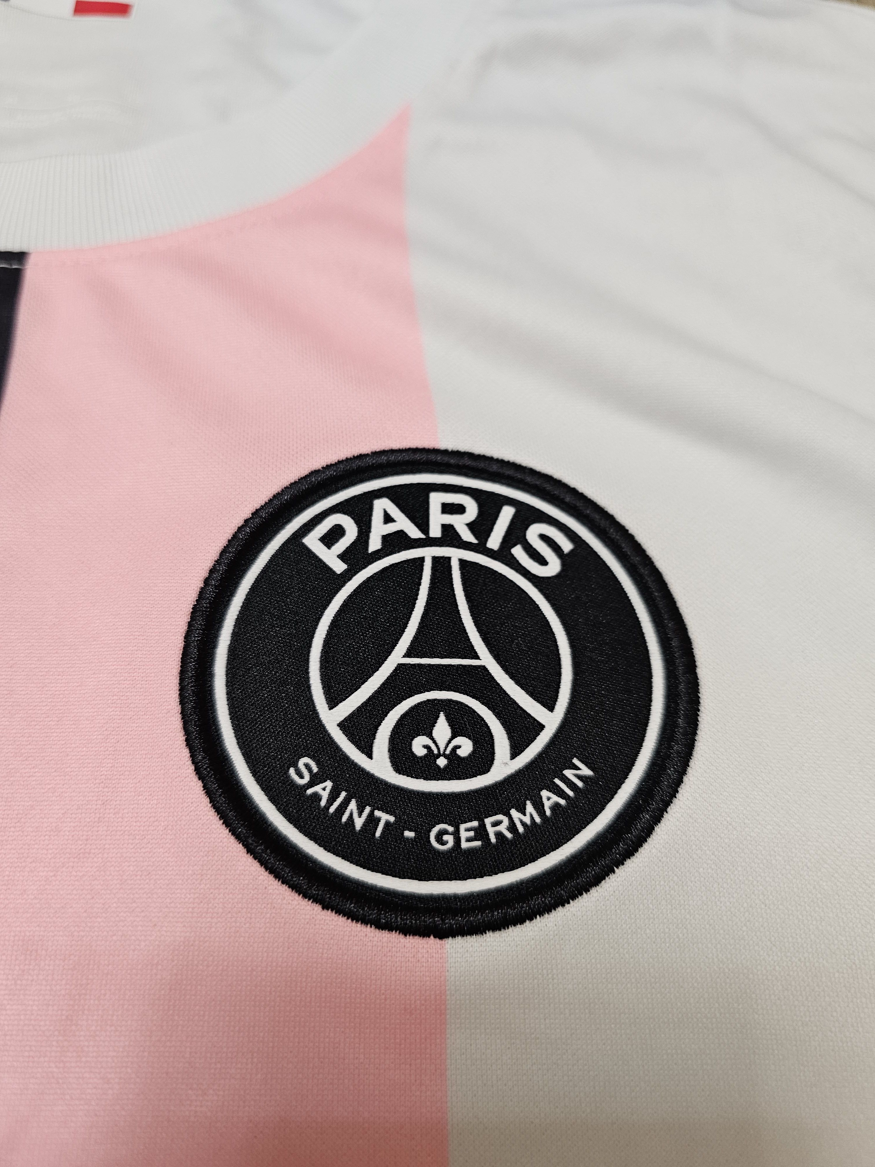 Nike PSG PARIS SAINT-GERMAIN MESSI AWAY FOOTBALL SOCCER JERSEY Size US XL / EU 56 / 4 - 4 Thumbnail