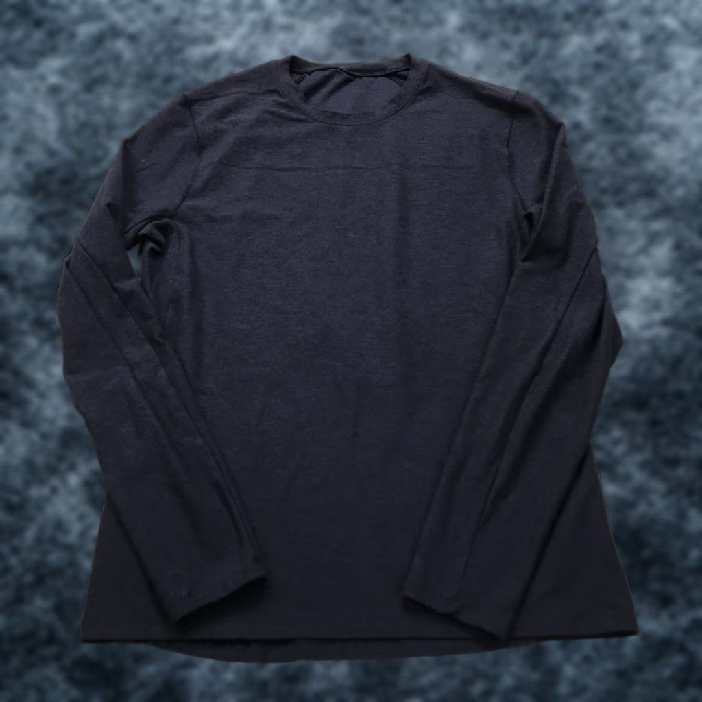 Lululemon Lululemon Shirt Mens M Blue Heather Surge Warm Crew Long Sleeve Gym Active Size US M / EU 48-50 / 2 - 1 Thumbnail