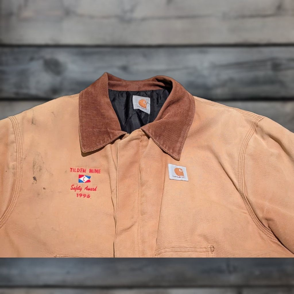 Carhartt VINTAGE Carhartt J02 Detroit Canvas Workwear Jacket XL/2XL Brown 90s USA Embroidered Logo Full Zip Pockets Corduroy Collar Quilt Lined Mid-Length Men Size US XL / EU 56 / 4 - 1 Thumbnail