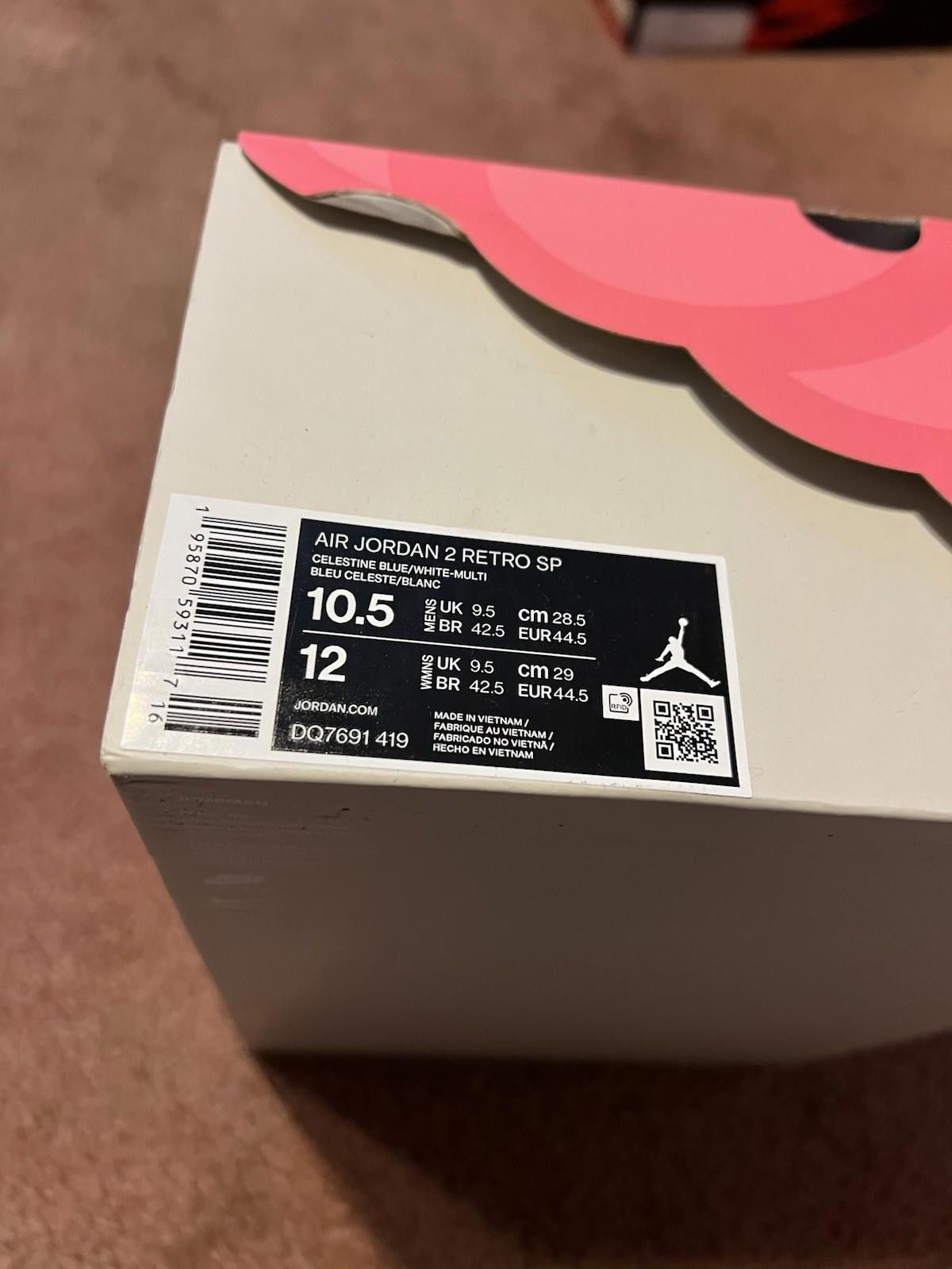 Nike Nike Air Jordan 2 Retro x J Balvin DQ7691-419 US10.5 Size US 10.5 / EU 43-44 - 12 Thumbnail
