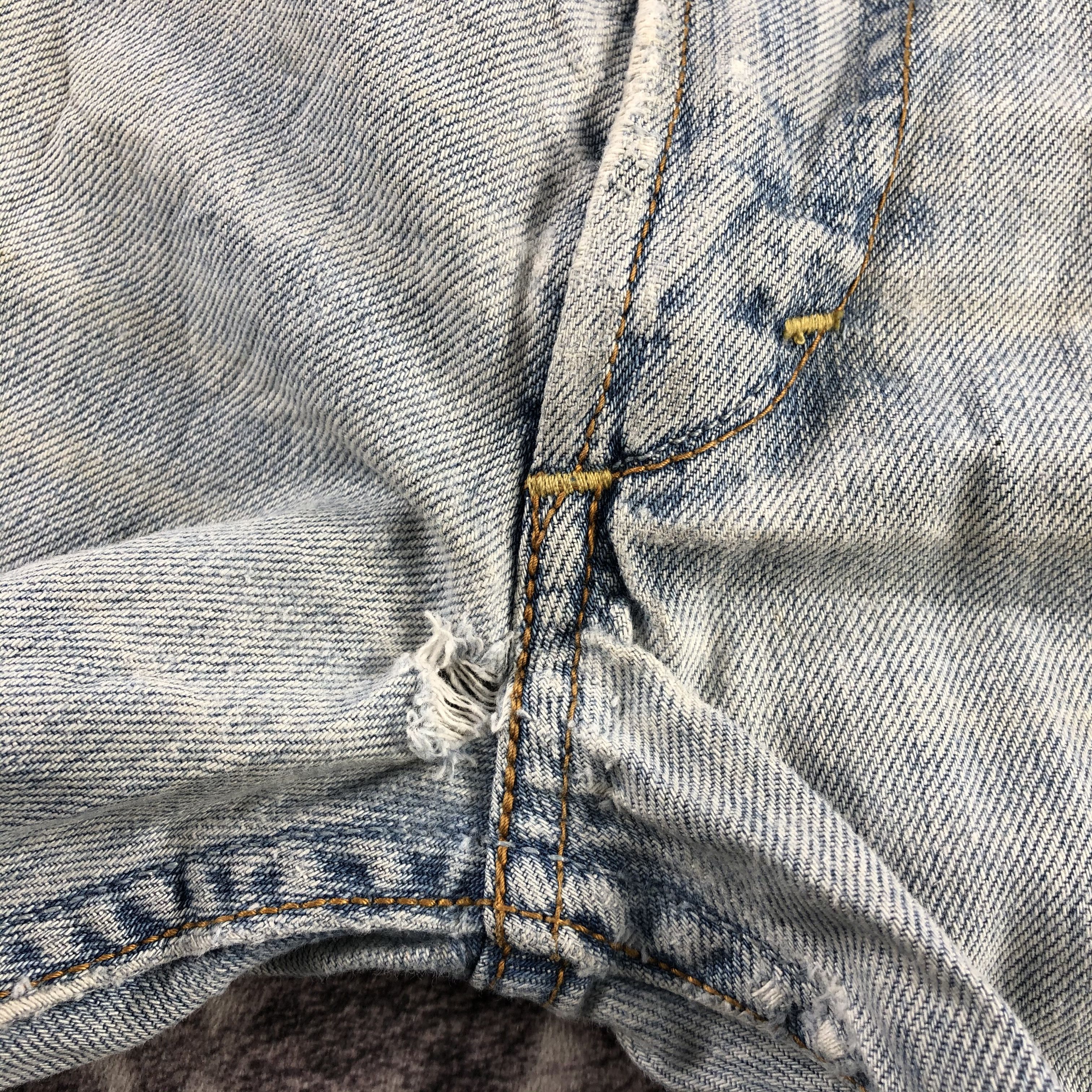 Levi's × Vintage Vintage Light Wash Levis 539 Jeans-JM3112 Size US 37 - 12 Thumbnail