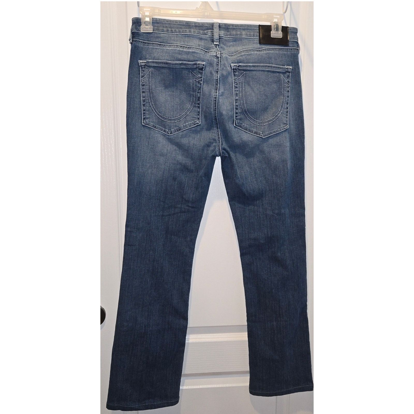 True Religion True Religion Becca Mid Rise BootCut jean sz 33 Size 31" - 2 Thumbnail