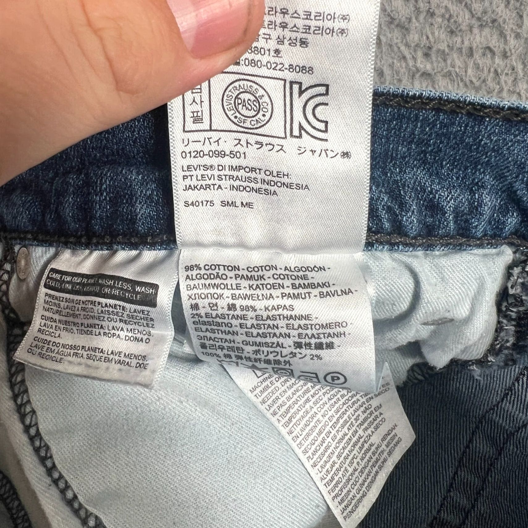 Levi's VINTAGE Levi's 514 Slim Straight Jeans Men’s 32x32 Blue Denim Mid Rise 90s Biker Style Size US 32 / EU 48 - 7 Thumbnail