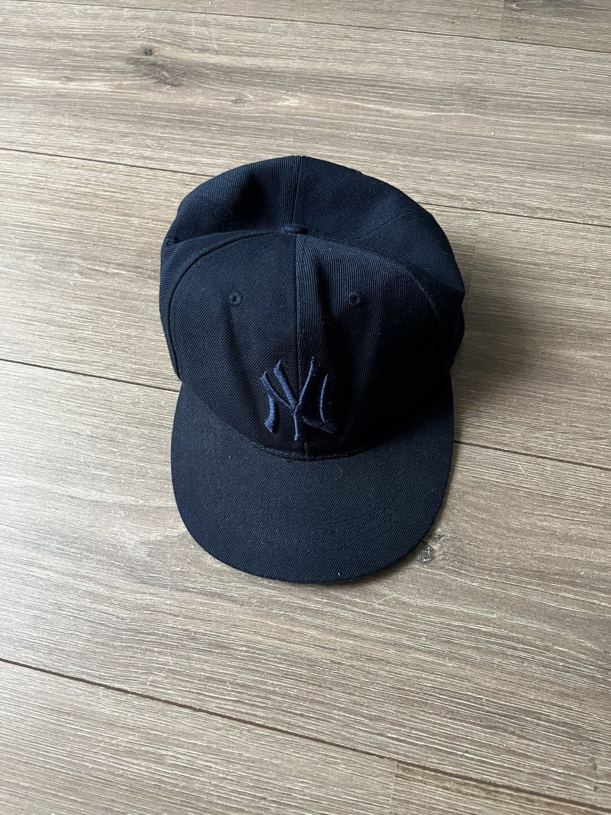 New York Yankees Vintage New York Yankees Baseball Cap Size ONE SIZE - 7 Thumbnail