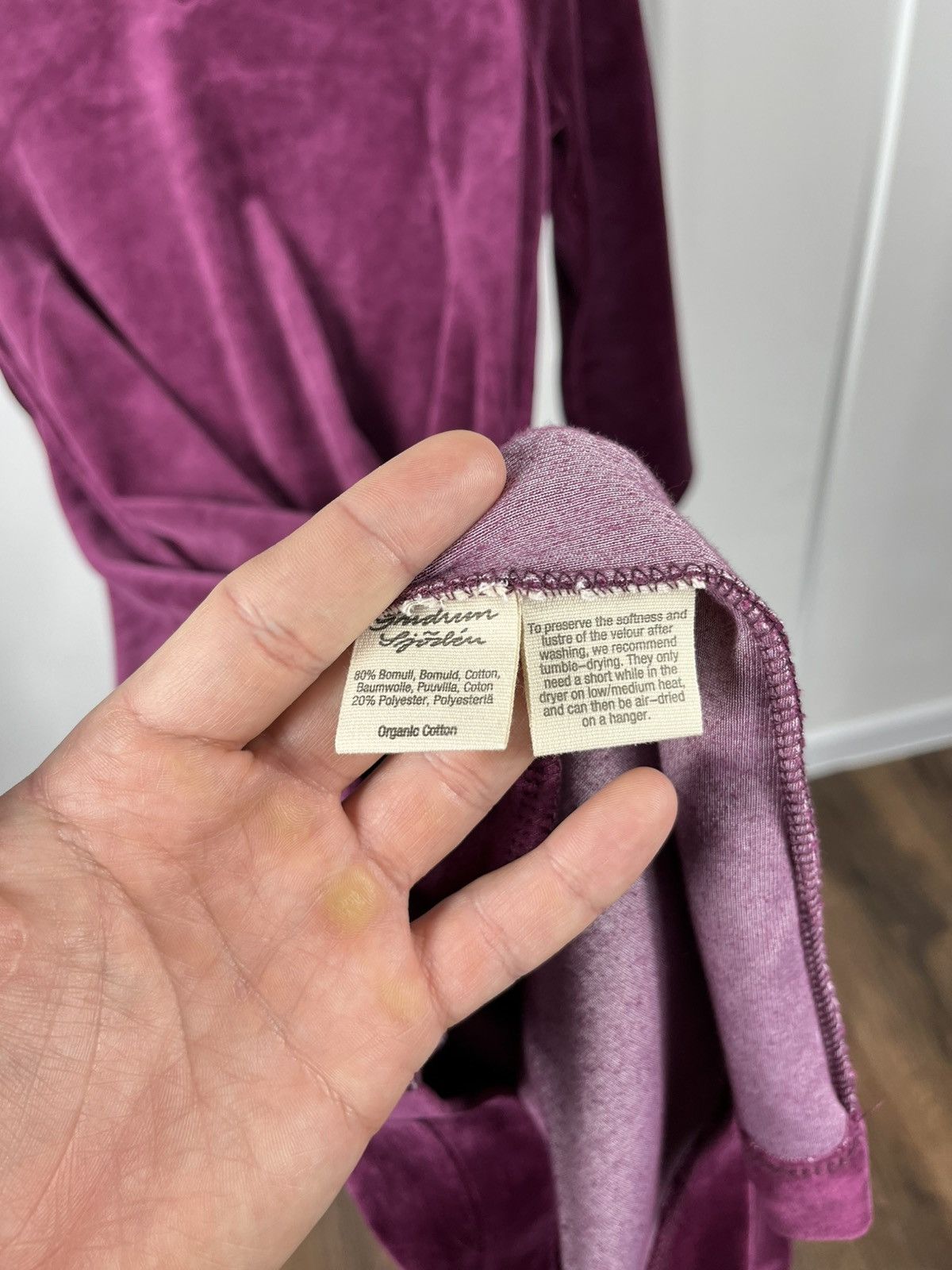 Gudrun Sjoden Gudrun Sjoden Purple Velour Midi Dress V-Neck Long Sleeve S Size S / US 4 / IT 40 - 8 Thumbnail