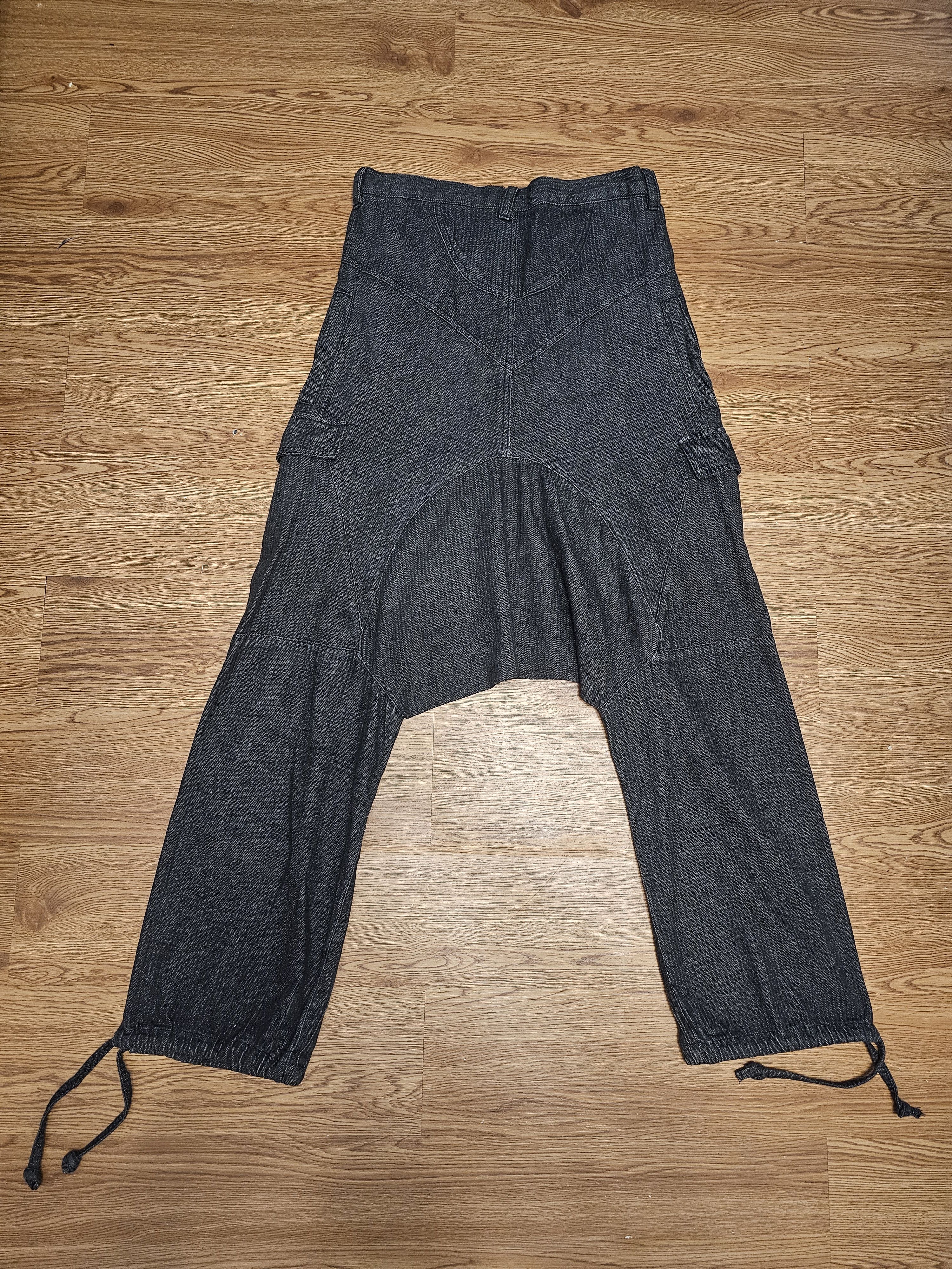 20471120 Daily News Drop Crotch Cargo Pants Size US 30 / EU 46 - 2 Thumbnail