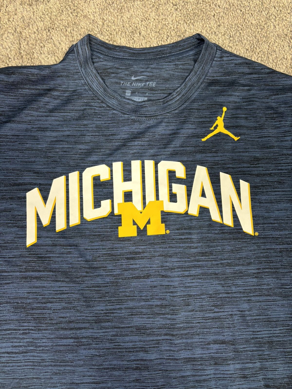 Nike Nike dri fit u of m michigan air jordan tshirt Size US L / EU 52-54 / 3 - 3 Thumbnail