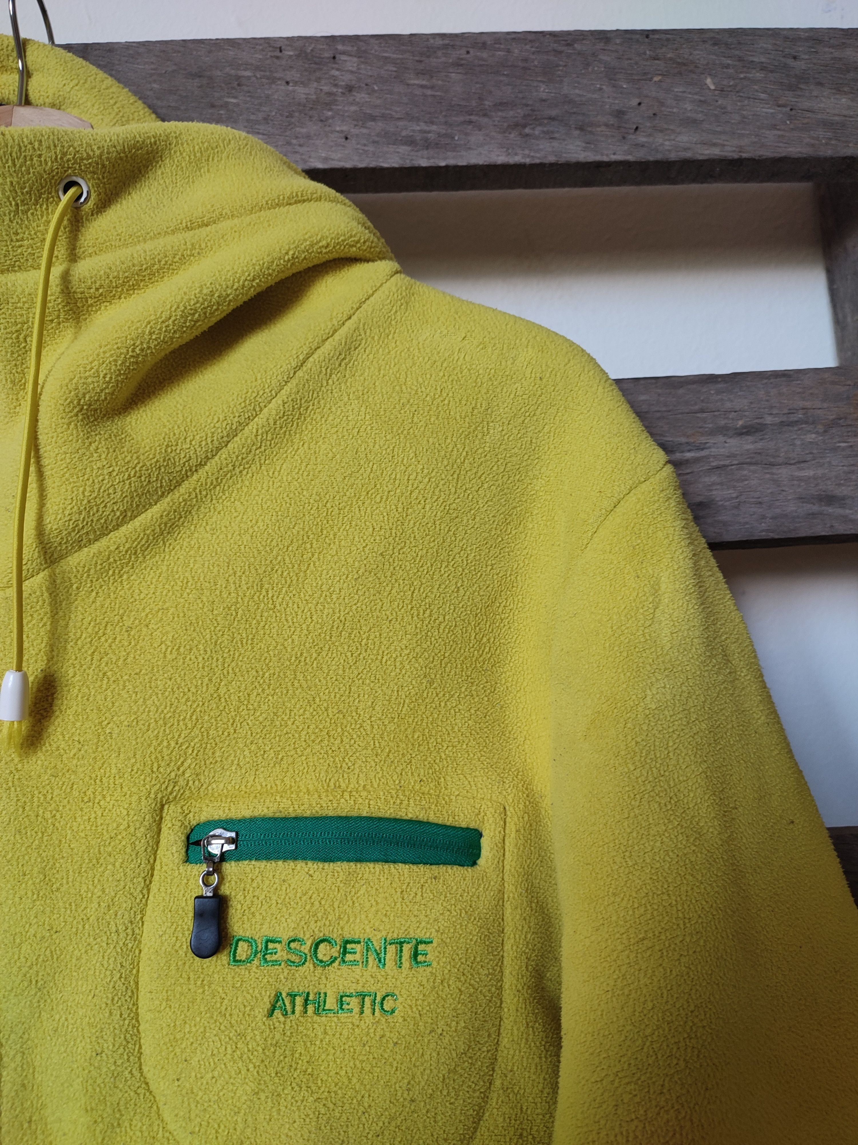 Descente 90s DESCENTE ATHLETIC FLEECE HOODIES Size US M / EU 48-50 / 2 - 6 Thumbnail