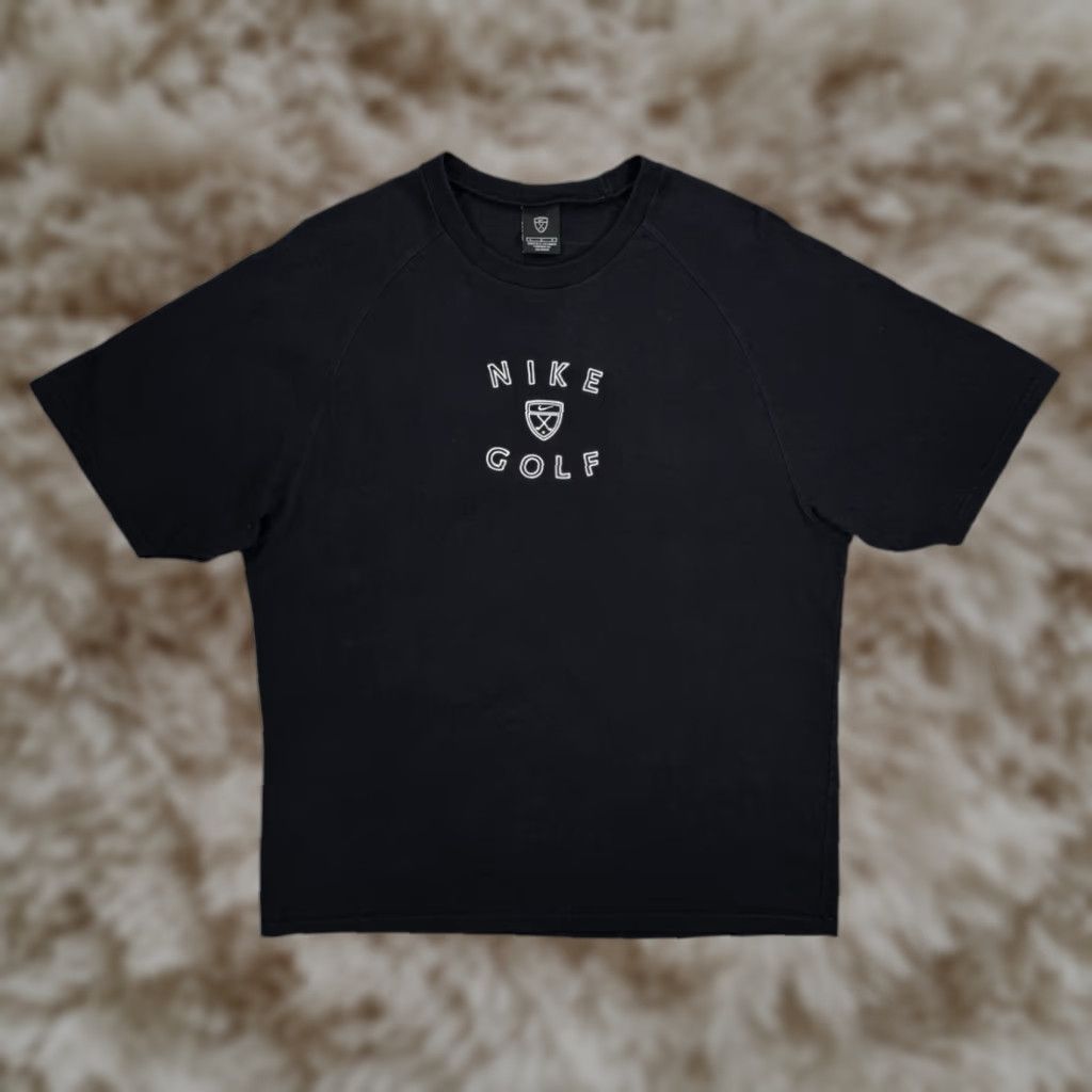 VINTAGE Nike Golf Center Swoosh Crest T-Shirt Mens Large Black Cotton Knit Logo Embroidered Swoosh 90s Mens M?