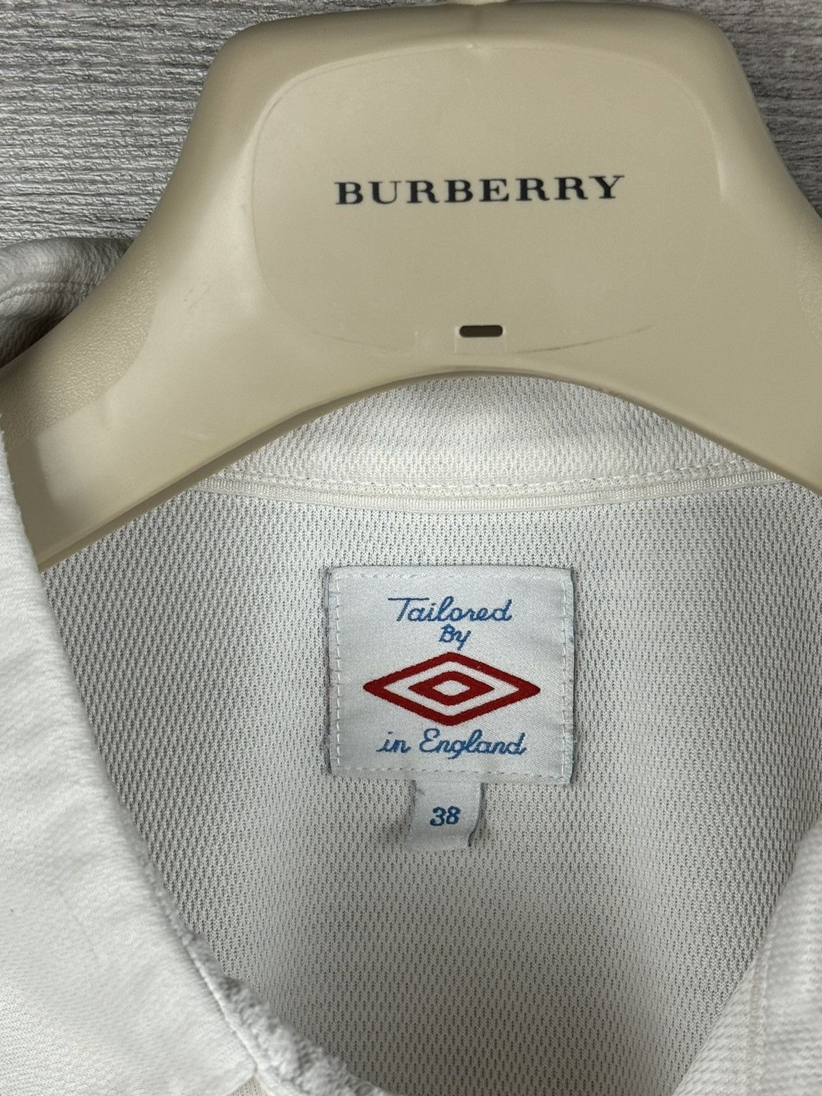 Umbro × Vintage Umbro England Football Mens Size 38 М-L Polo Shirt Soccer Size US M / EU 48-50 / 2 - 7 Thumbnail