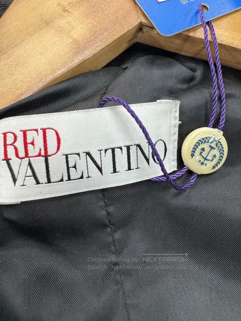 Valentino Valentino Little lambskin clothes Size S / US 4 / IT 40 - 5 Thumbnail