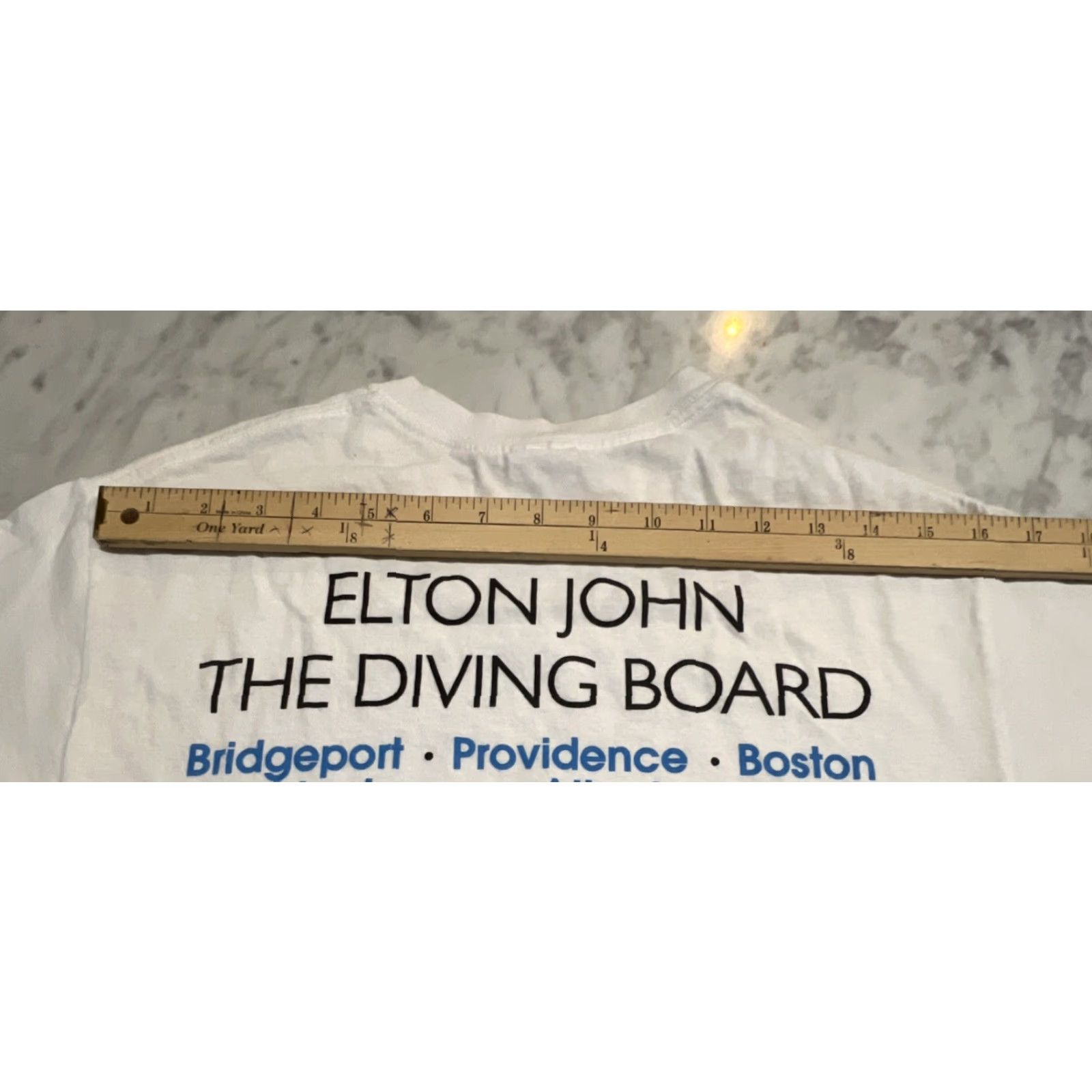 Gildan Elton John 2013 Tour T Shirt Men Small Double Sided Gildan Size US S / EU 44-46 / 1 - 7 Thumbnail
