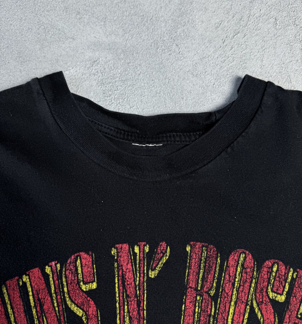 Guns N' Roses 2000s Guns N Roses Cross Skulls Print Rock T-Shirt Size US L / EU 52-54 / 3 - 11 Thumbnail