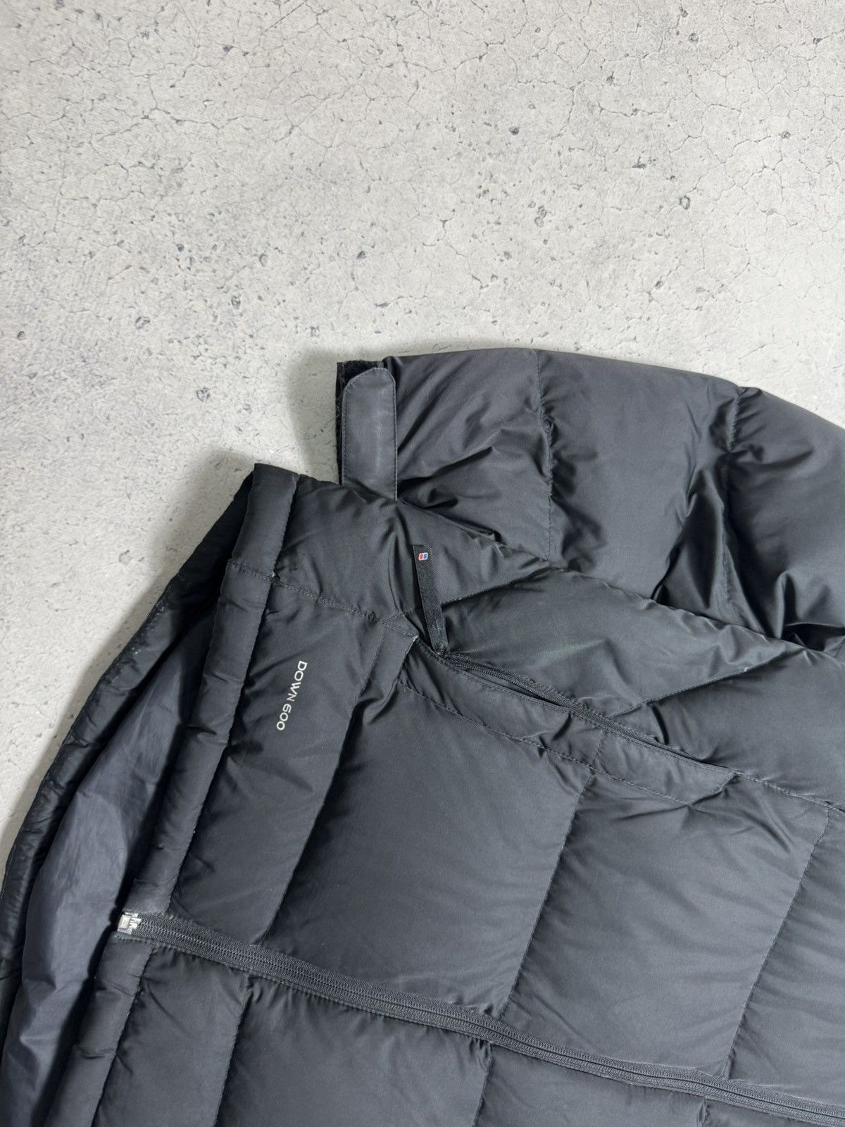Berghaus Berghaus 600 Black Down Puffer Jacket Outdoor Size M Size US M / EU 48-50 / 2 - 2 Thumbnail