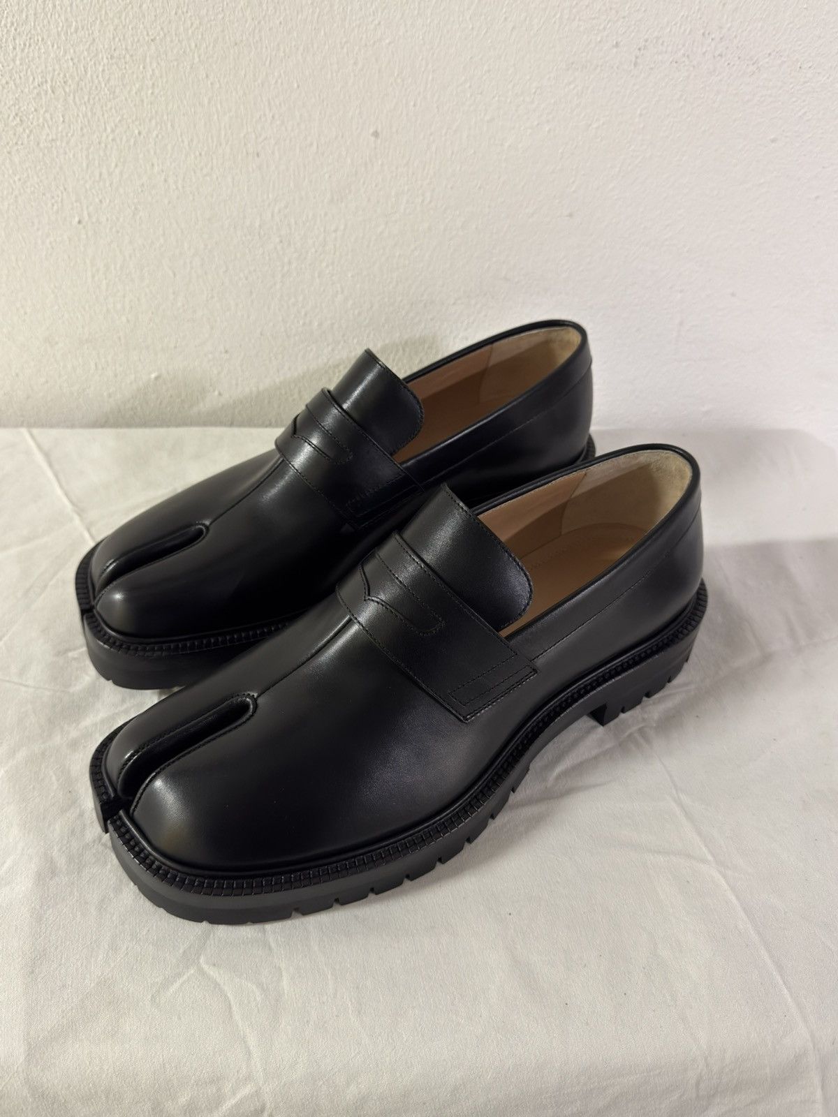 Maison Margiela Maison Margiela Tabi Platform Loafers - Black 45 Size US 12 / EU 45 - 1 Thumbnail