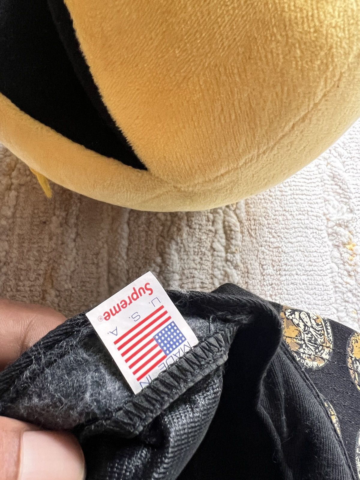 Supreme Supreme Medallion Black 5 Panel Hat Size ONE SIZE - 7 Thumbnail