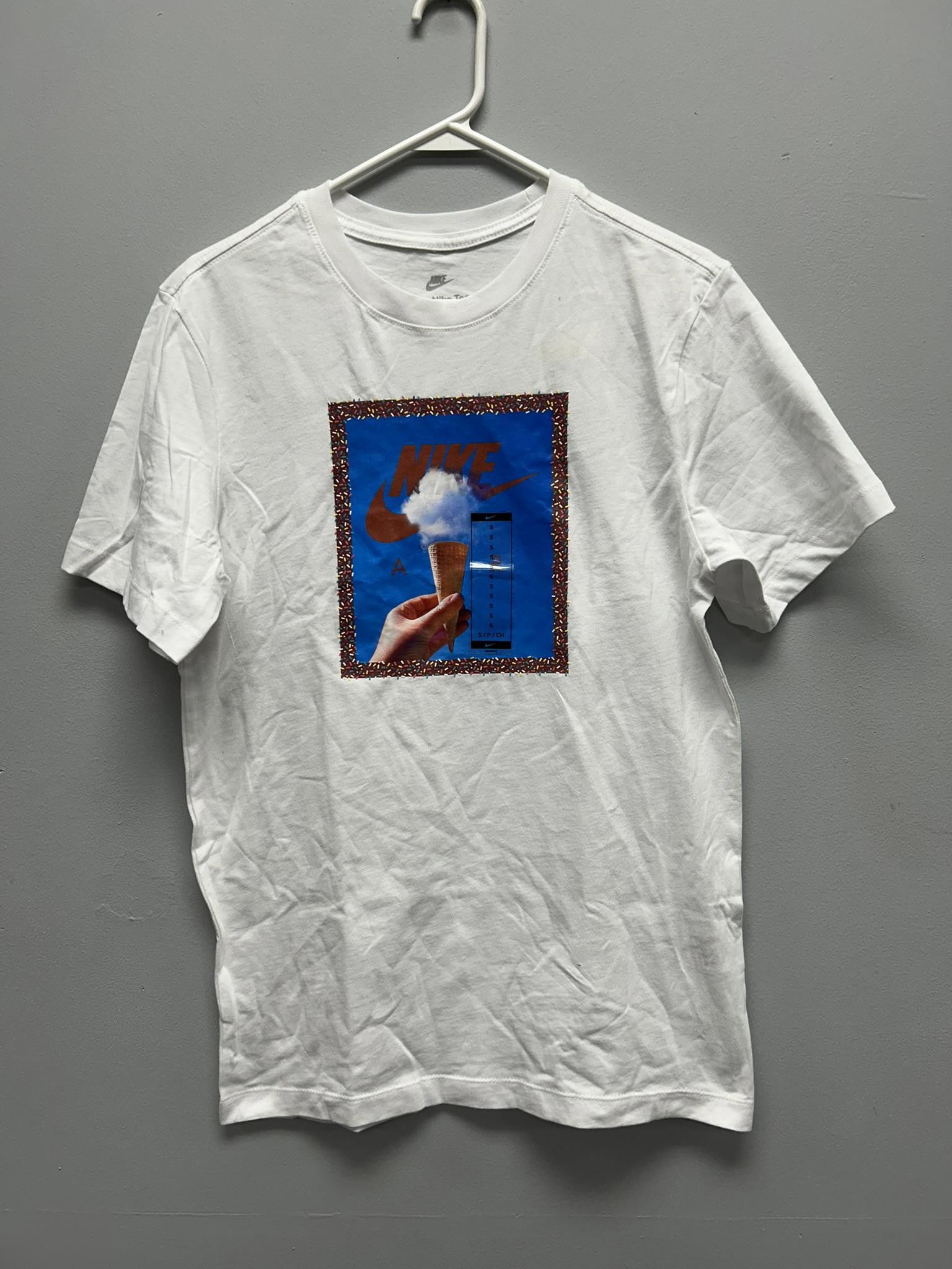 Nike Nike "Ice Cream" Graphic Tee Size US S / EU 44-46 / 1 - 1 Thumbnail