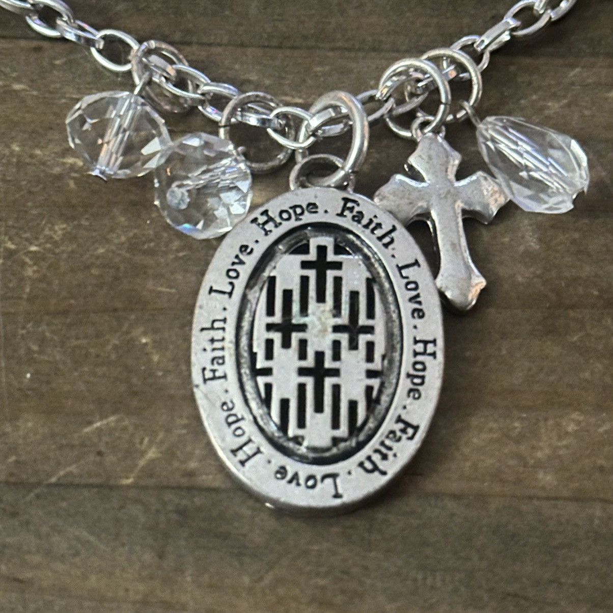 Other Silver tone Faith Love & Hope pendant charm necklace Size ONE SIZE - 3 Thumbnail