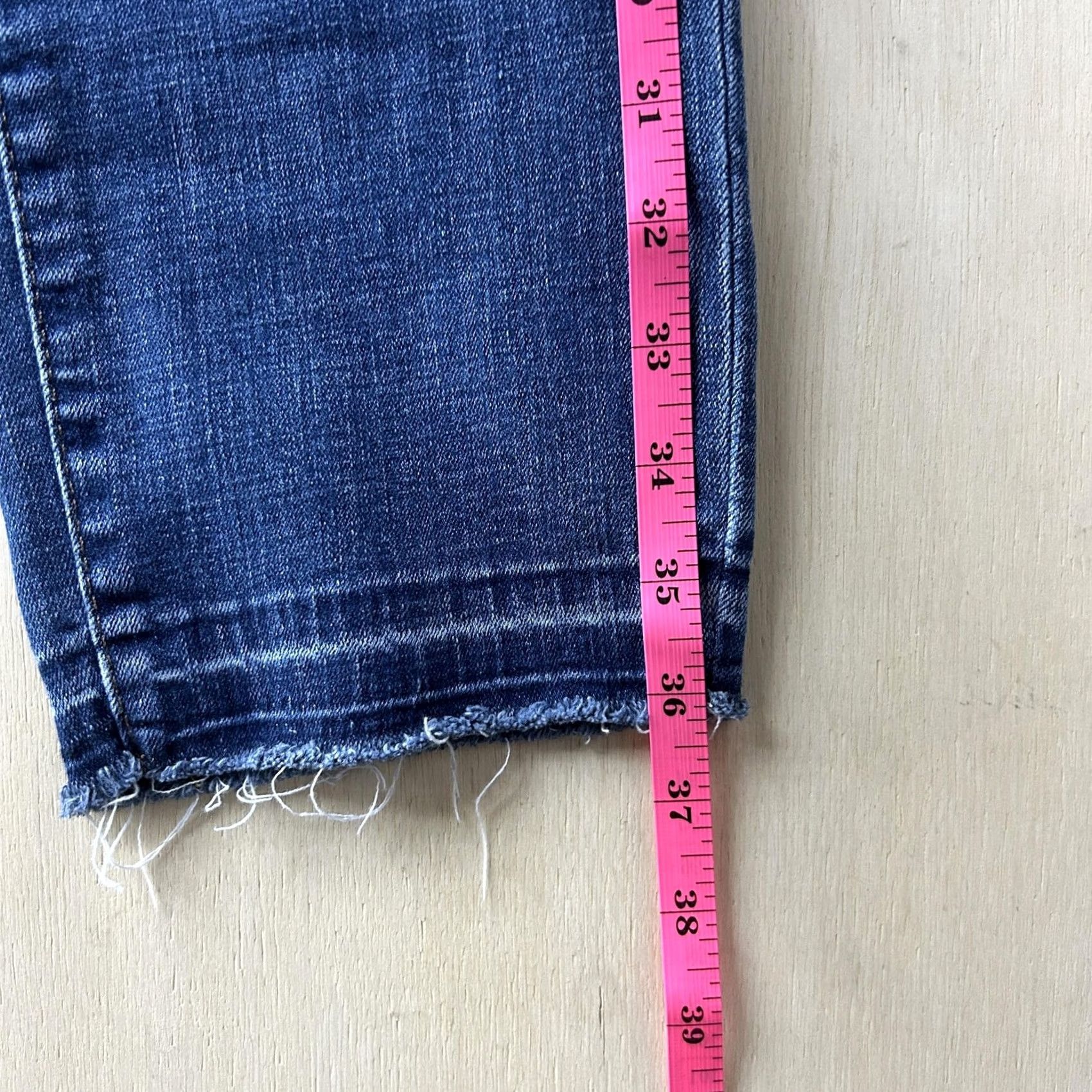 Lucky Brand Lucky Brand Skinny Jeans Womens 10/30 Medium Wash Blue Distressed Raw Hem Denim Jeans Size 32" / US 10 / IT 46 - 5 Thumbnail