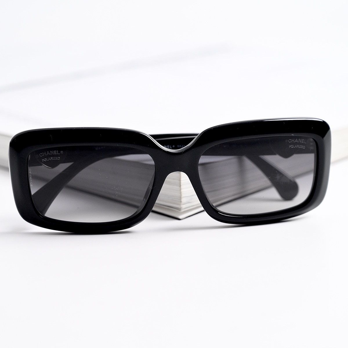 Chanel CHANEL 0CH5520 C622S8 SUNGLASSES Size ONE SIZE - 9 Thumbnail