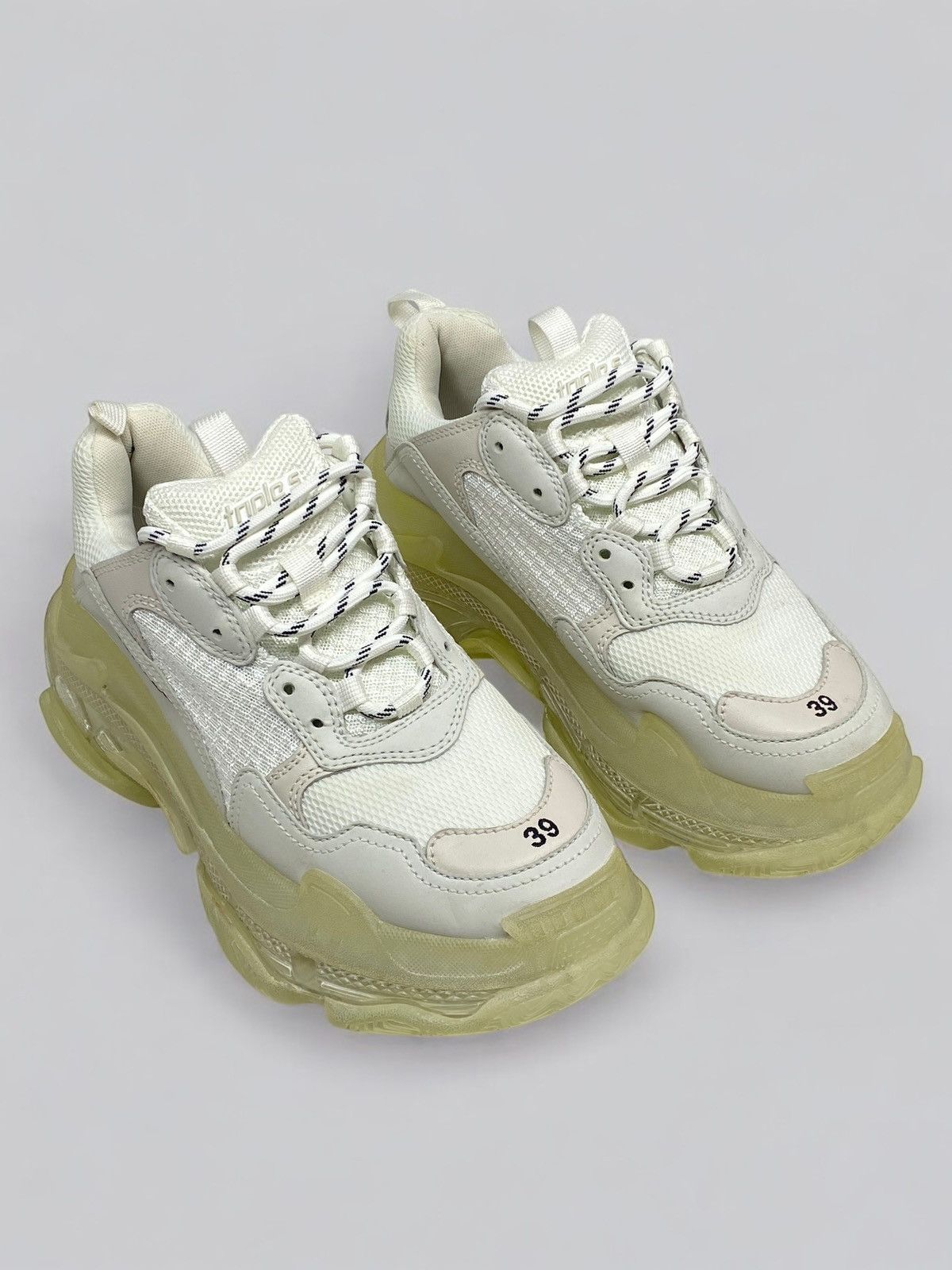 Balenciaga Balenciaga Triple S White Sneakers Size US 6 / EU 39 - 2 Thumbnail