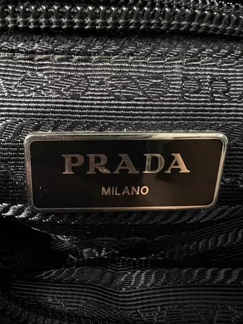 Prada PRADA Nylon Triangle Logo Crossbody Bag-2506 Size ONE SIZE - 4 Thumbnail
