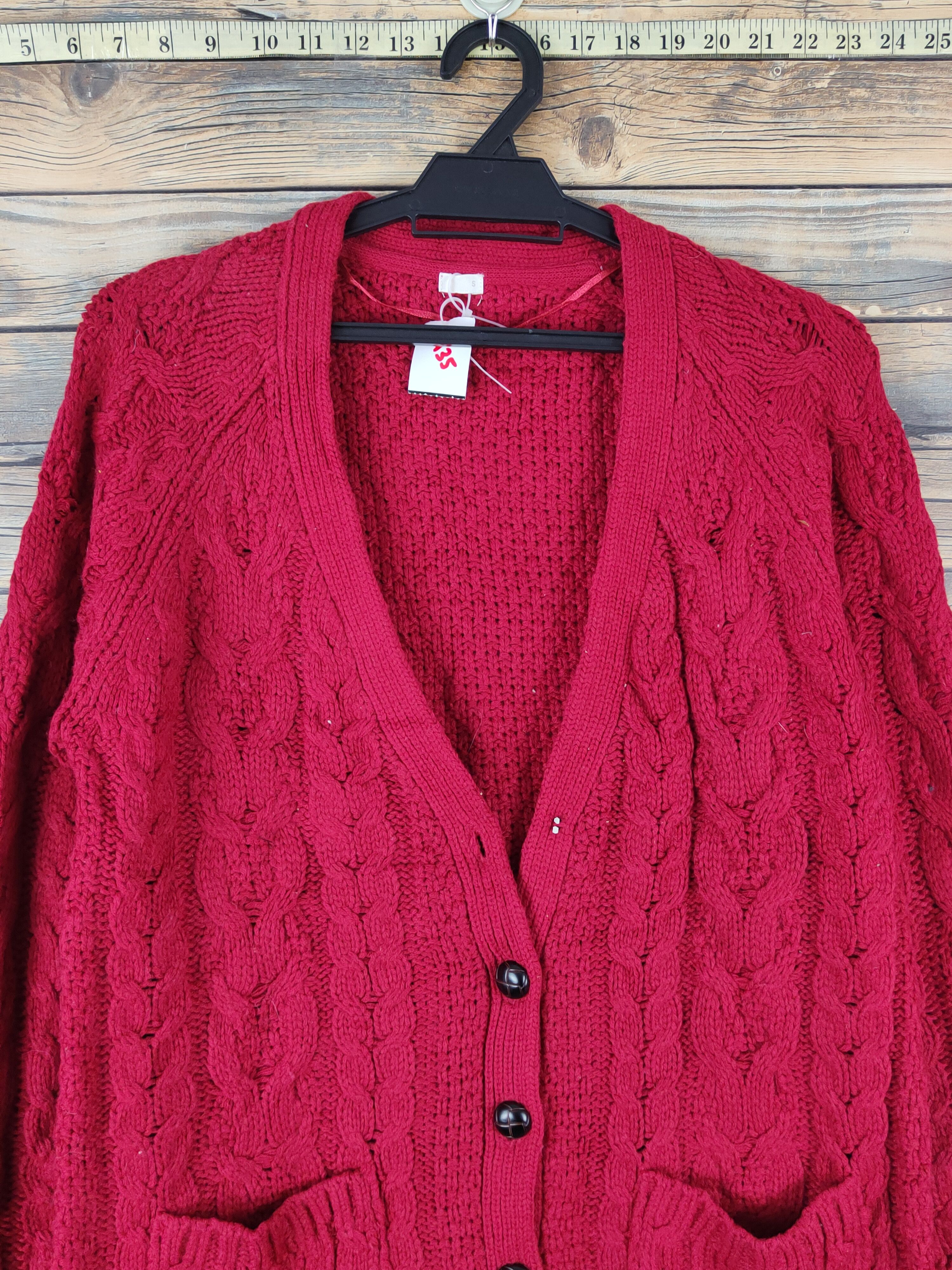 Aran Isles Knitwear × Japanese Brand GU Red cable Knitwear Cardigan #W1435 Size US S / EU 44-46 / 1 - 2 Thumbnail