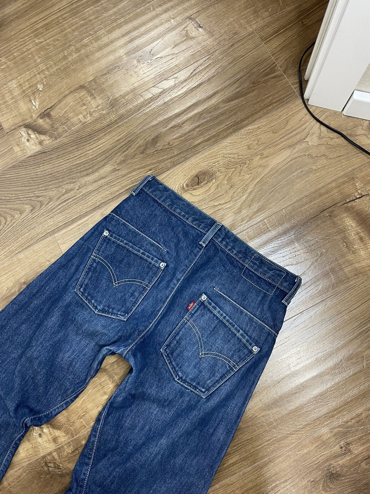 Levi's Vintage Levi’s 835 Blue Denim Straight Cowboy Jeans Pants Size US 30 / EU 46 - 16 Thumbnail