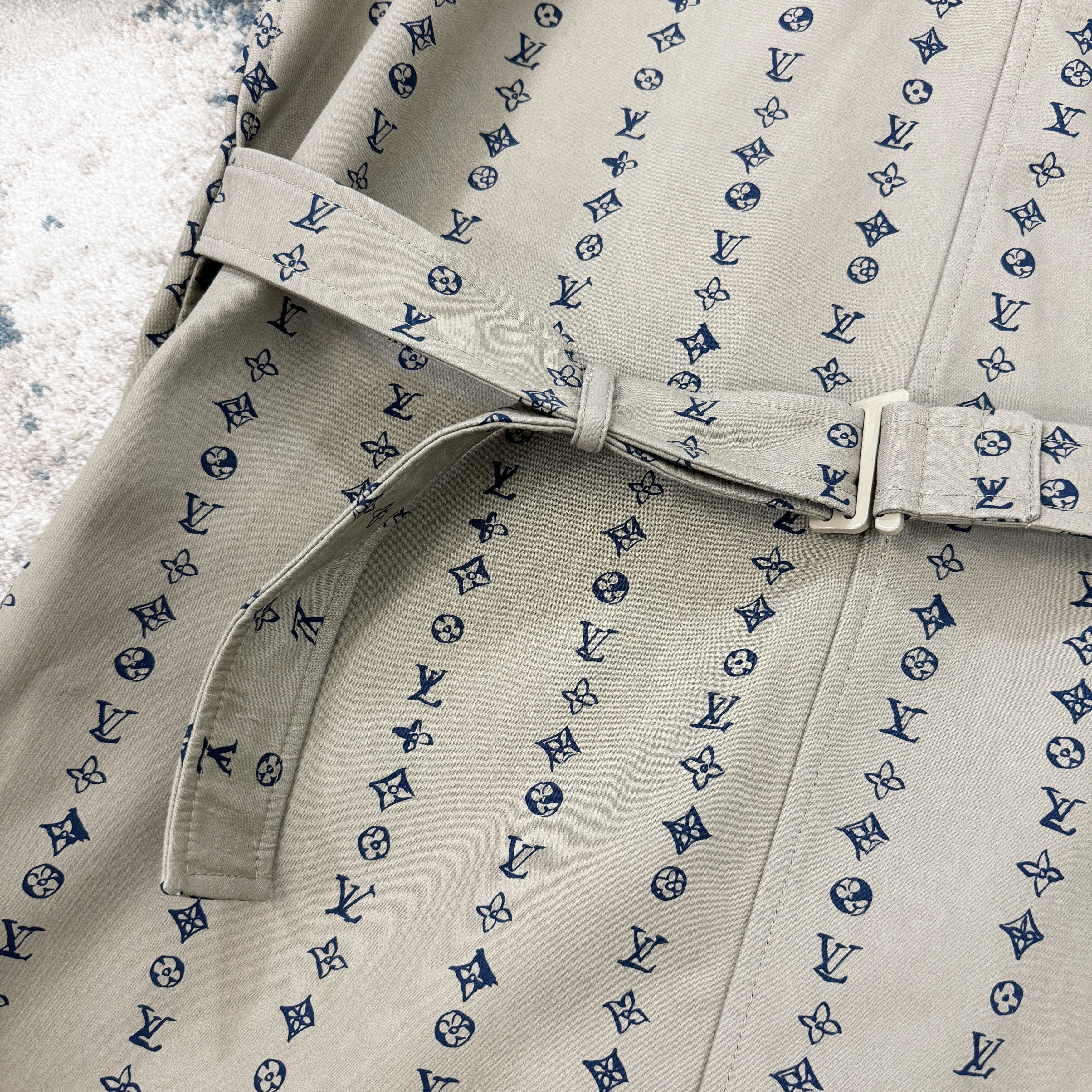 Louis Vuitton Louis Vuitton x Nigo 1A9GBI Monogram Belted Jacket RRP £3100 Size US M / EU 48-50 / 2 - 10 Thumbnail